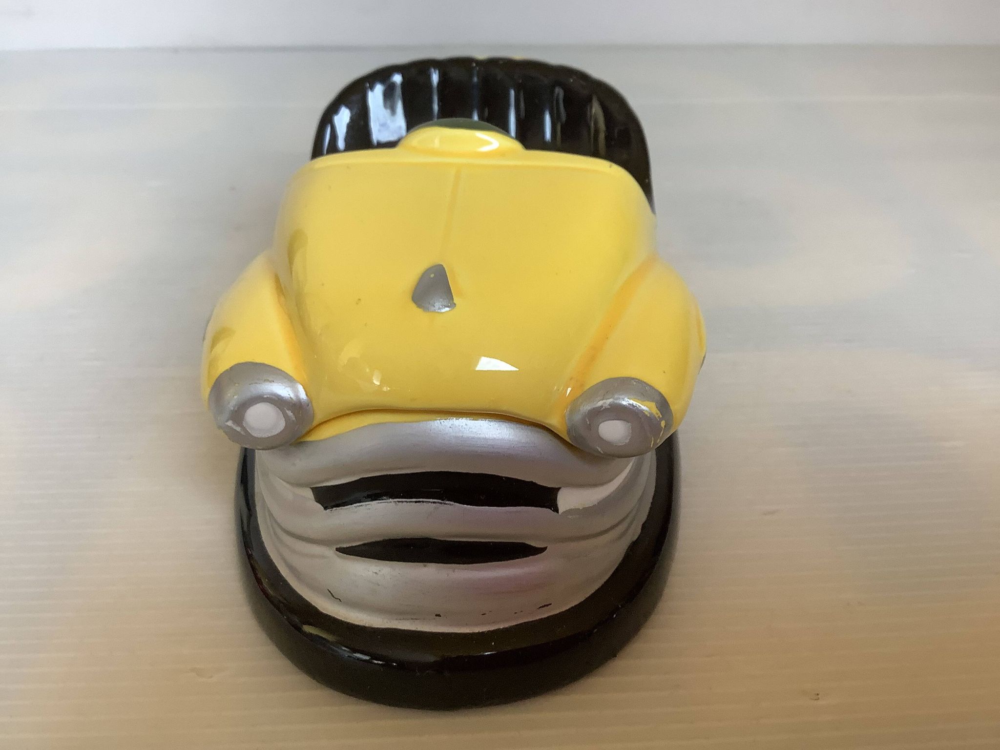 Car bumper ashtray