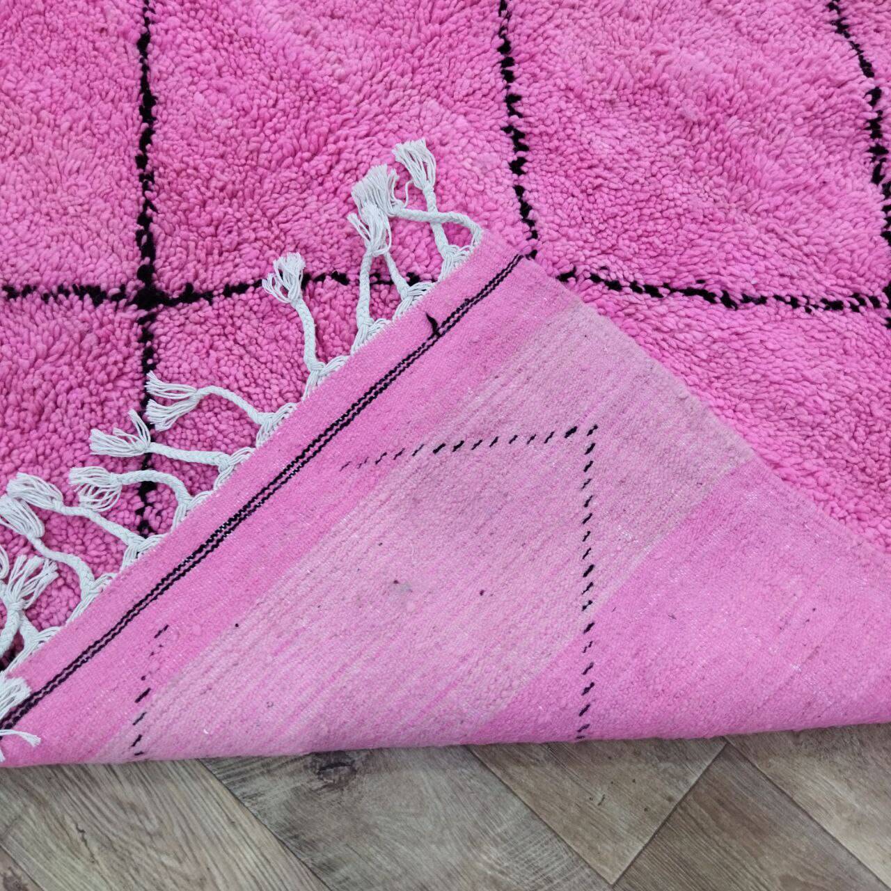 Azilal Berber rug in handmade wool 300 X 190 CM