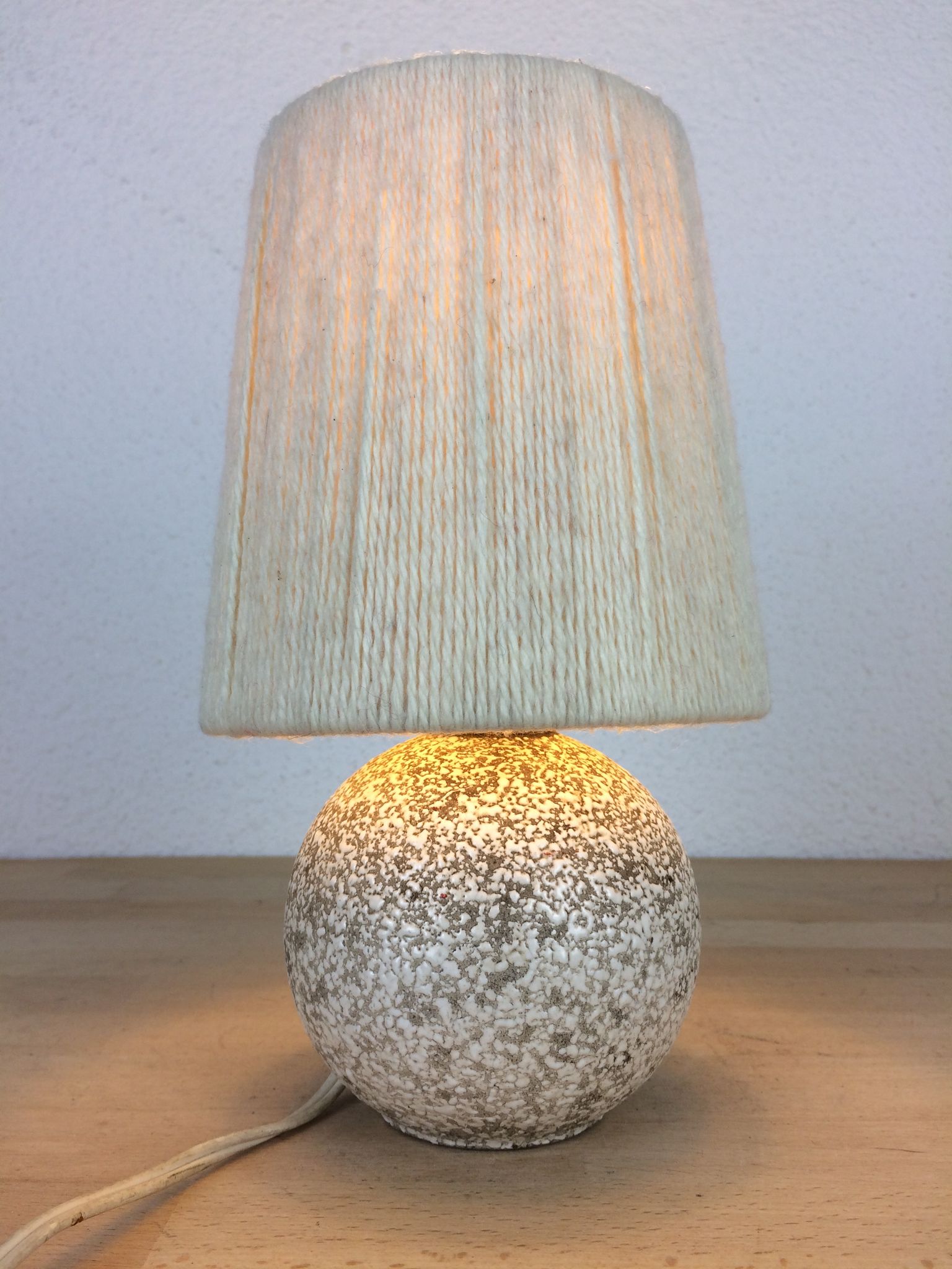 Art Deco ball lamp, white tense ceramic, wool lampshade