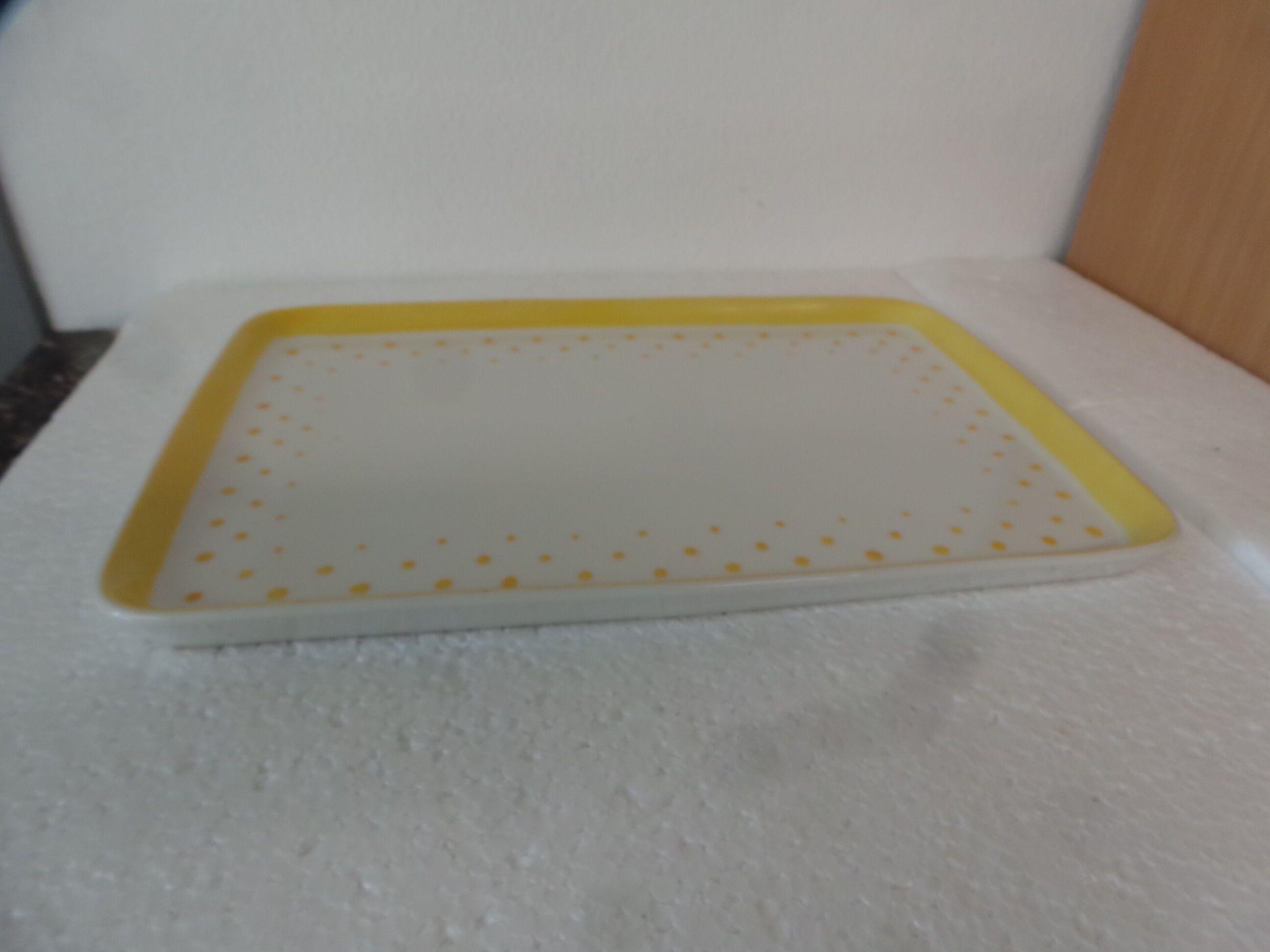 Yellow pea dish limoges theodore havilland