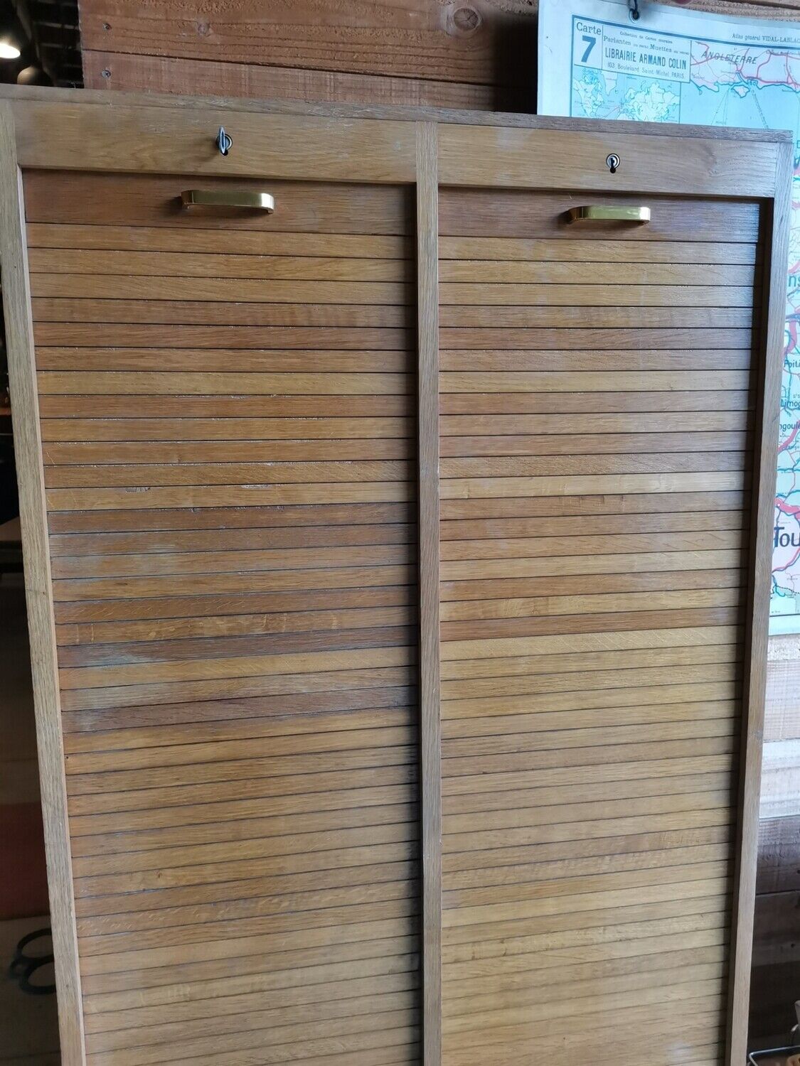 Double curtain furniture