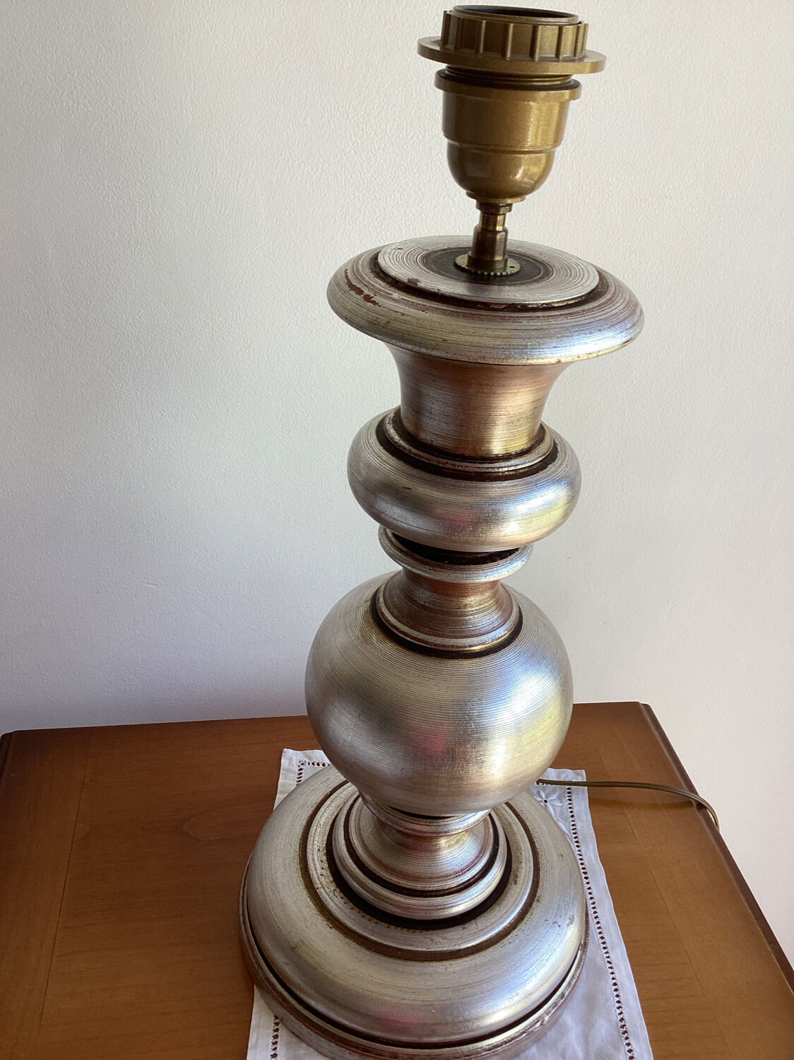 Turned wood lamp base - vintage