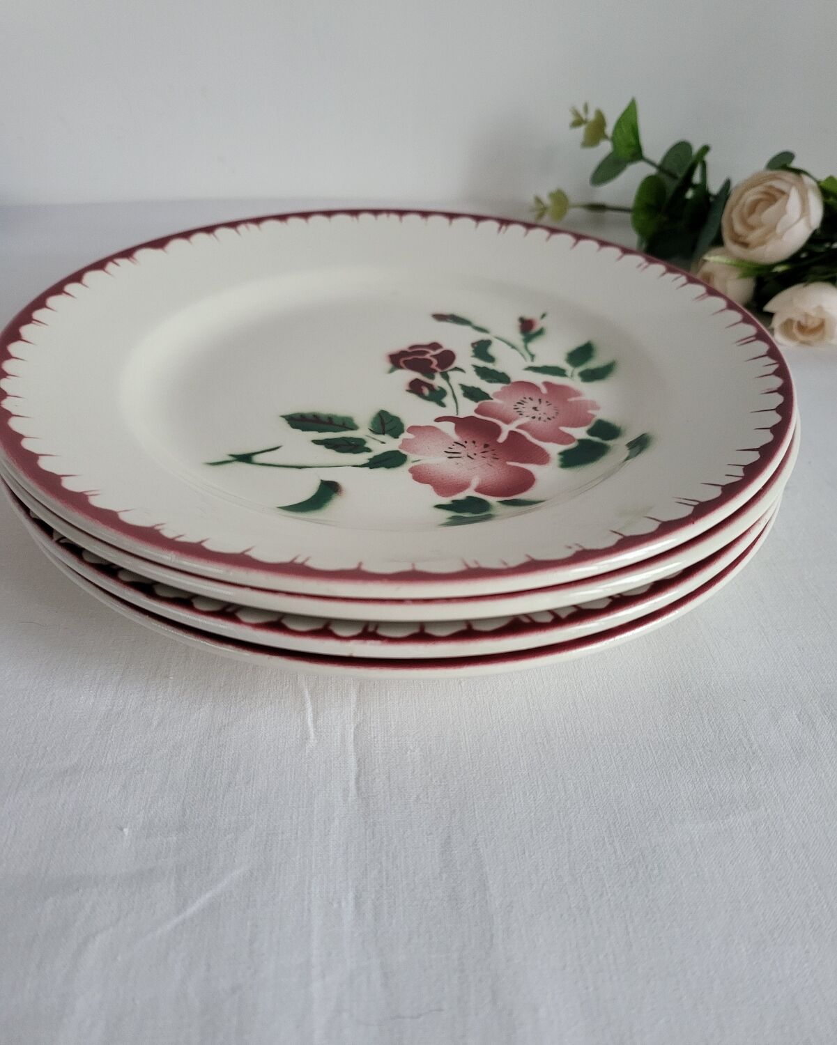 4 assiettes à dessert Sarreguemines épernay faïence vintage