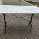Table bistrot en marbre, piètement en fonte signé Godin, L 120 cm, made in France !