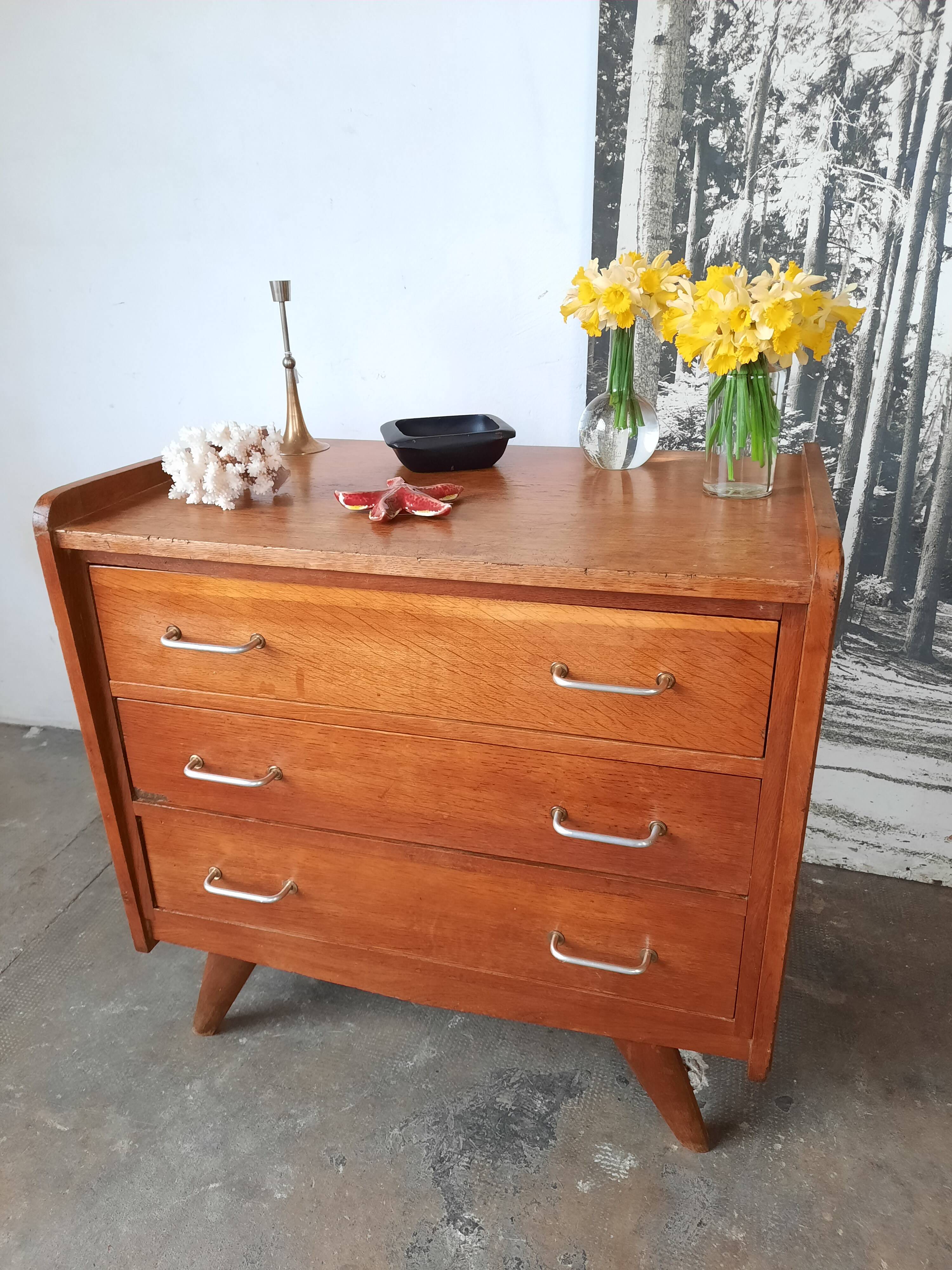 Oak chest of drawers with compass foot, vintage reconstruction