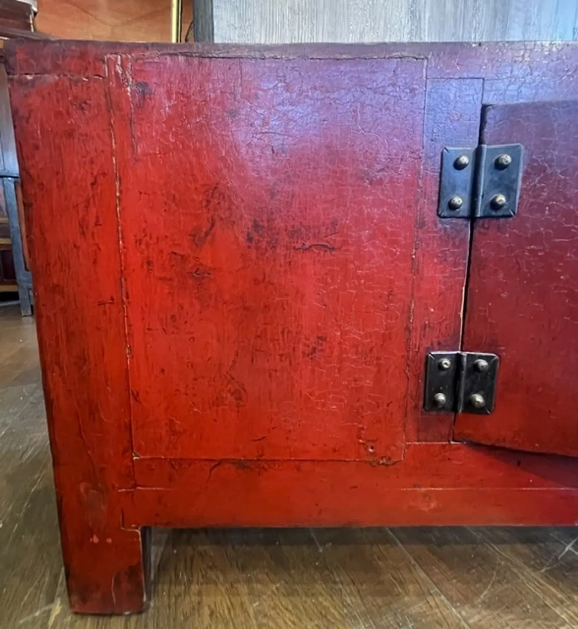 Low ancient Chinese enfilade