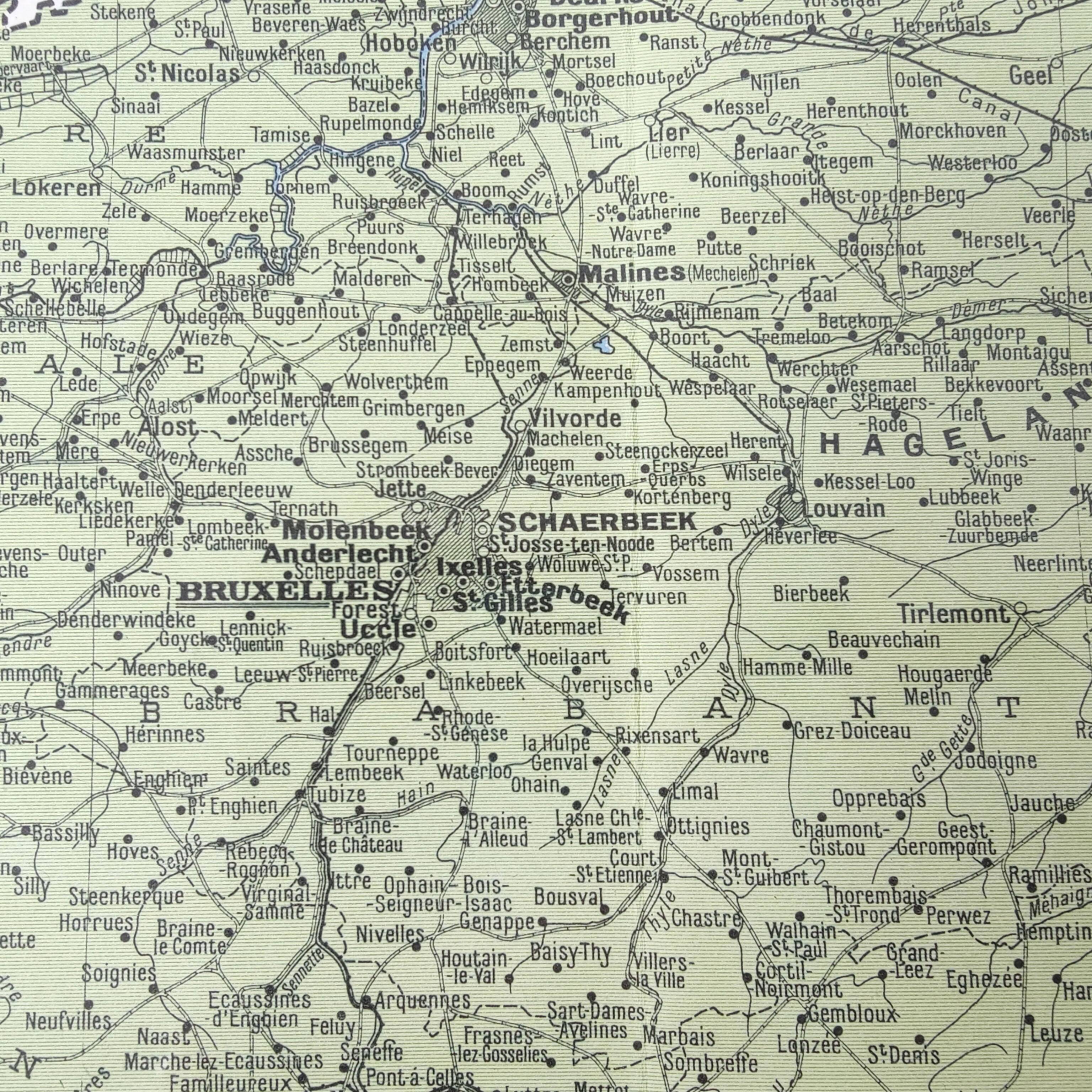 Carte vintage de la Belgique et Luxembourg 43x43cm de 1950