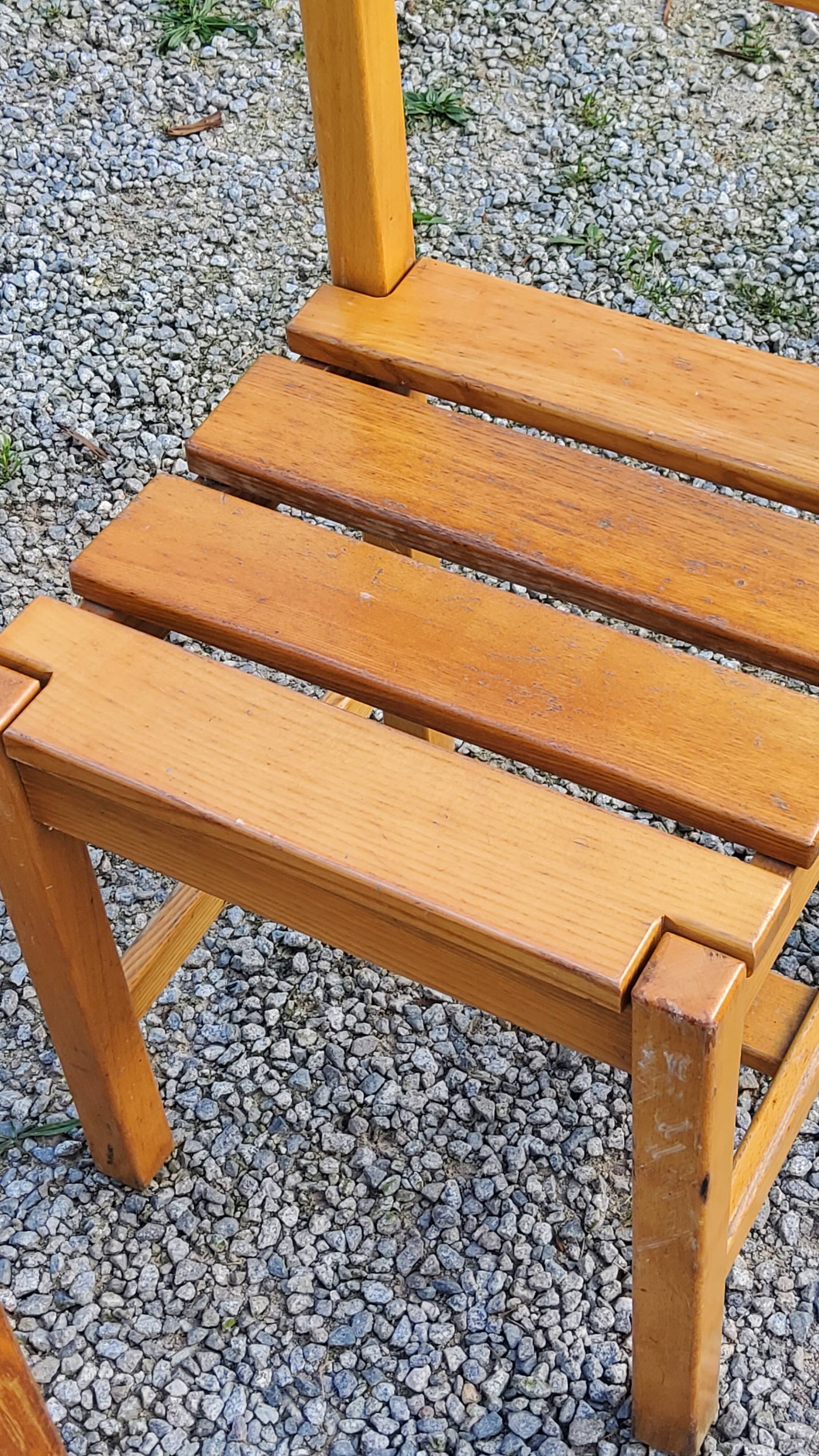 Set de 4 chaises des années 70 brutalistes en chêne