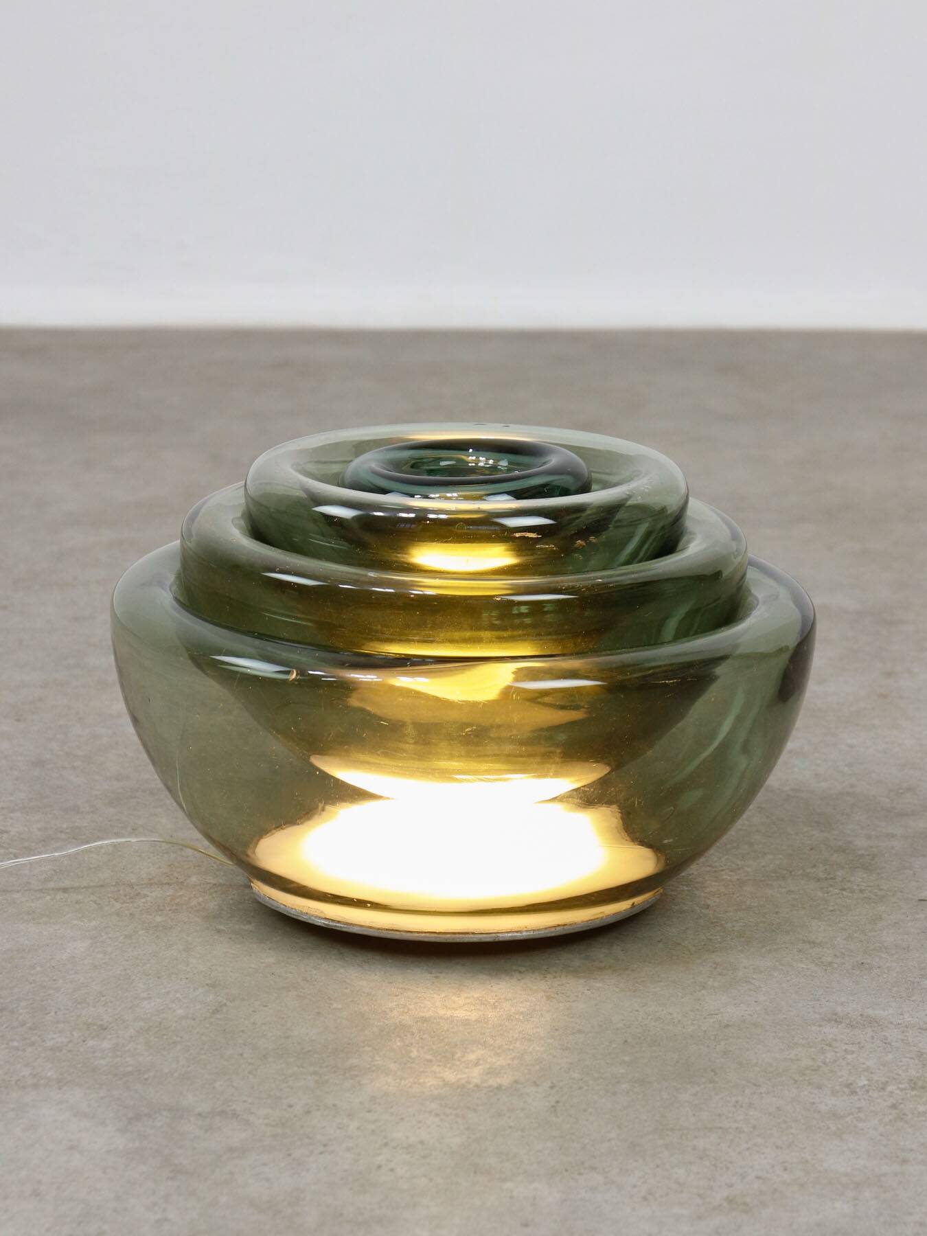 Lampe de table vintage italienne Cascade en verre fumé, années 1970
