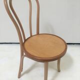 Lot of 6 curved wooden chairs type bistro