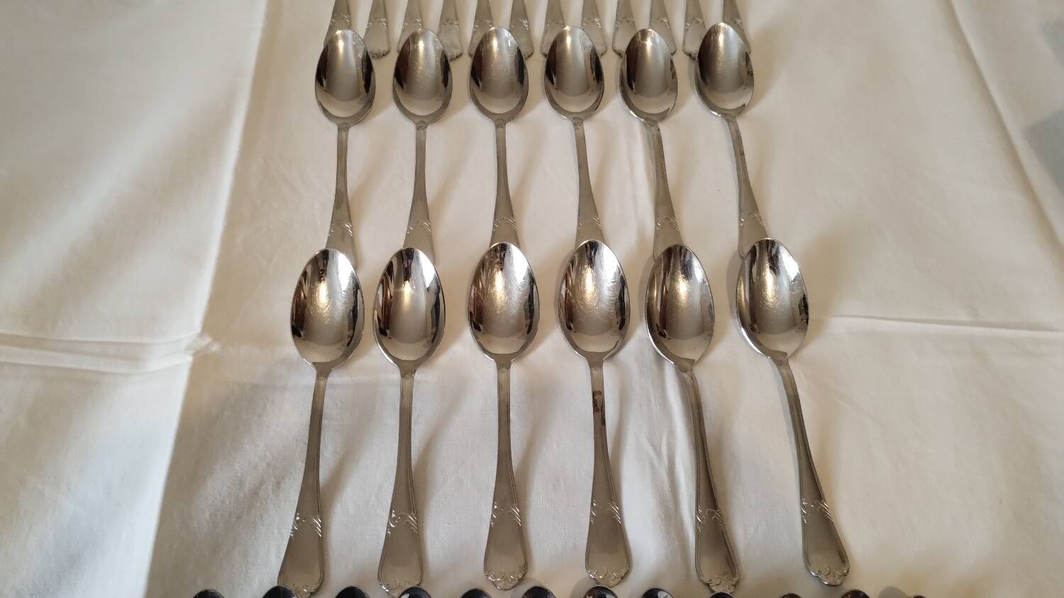 Set of 48 cutlery guys degrenne