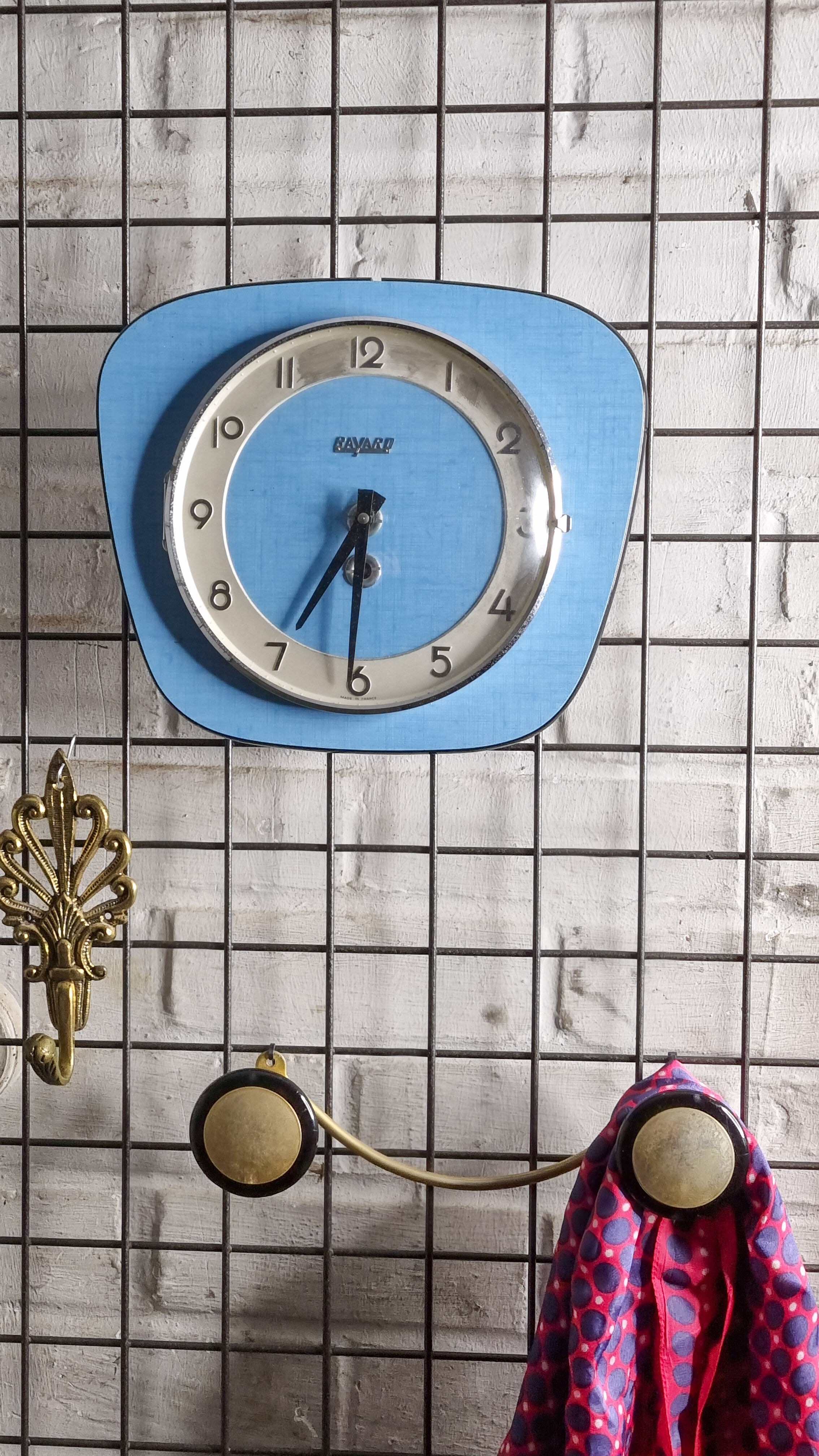 Bayard formica clock