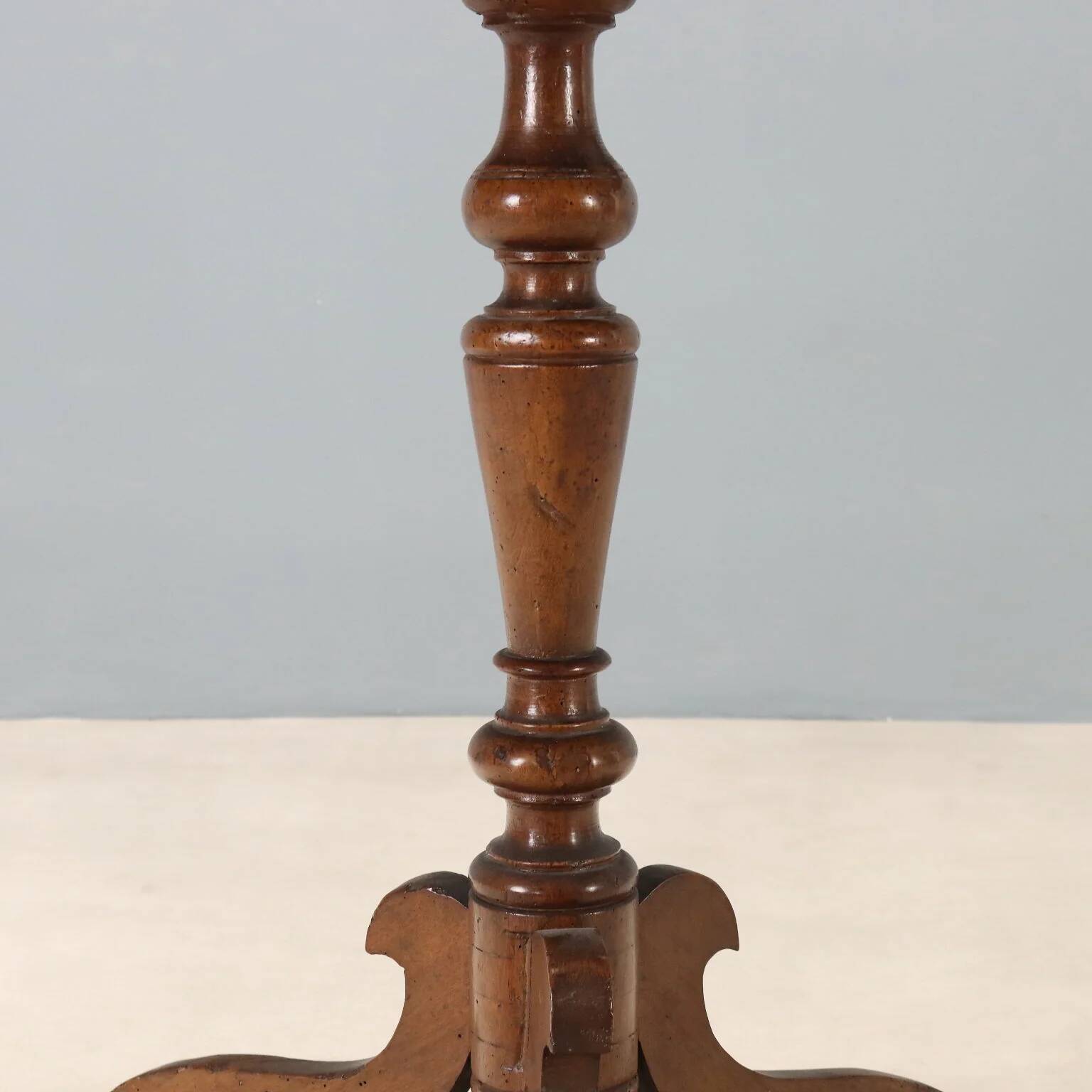 Console Louis-Philippe in walnut
