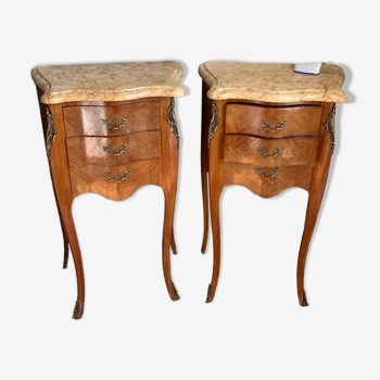 Paire de 2 tables de chevet en marqueterie de style Louis XV