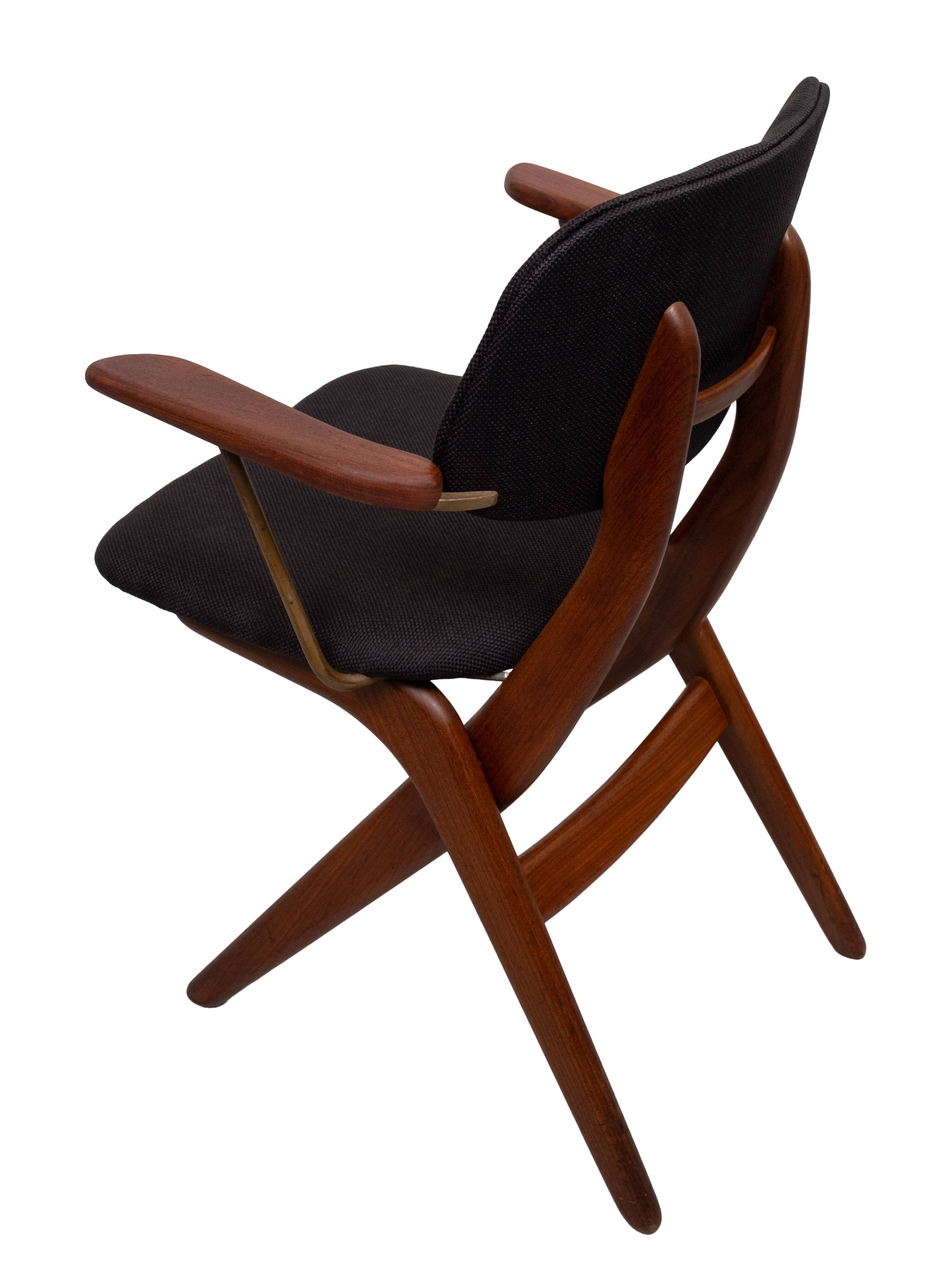 Louis van Teeffelen scissors dinner chairs , wébé, Dutch design