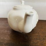 Flower pattern slip teapot
