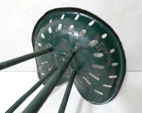Ancien tabouret fauteuil de tracteur