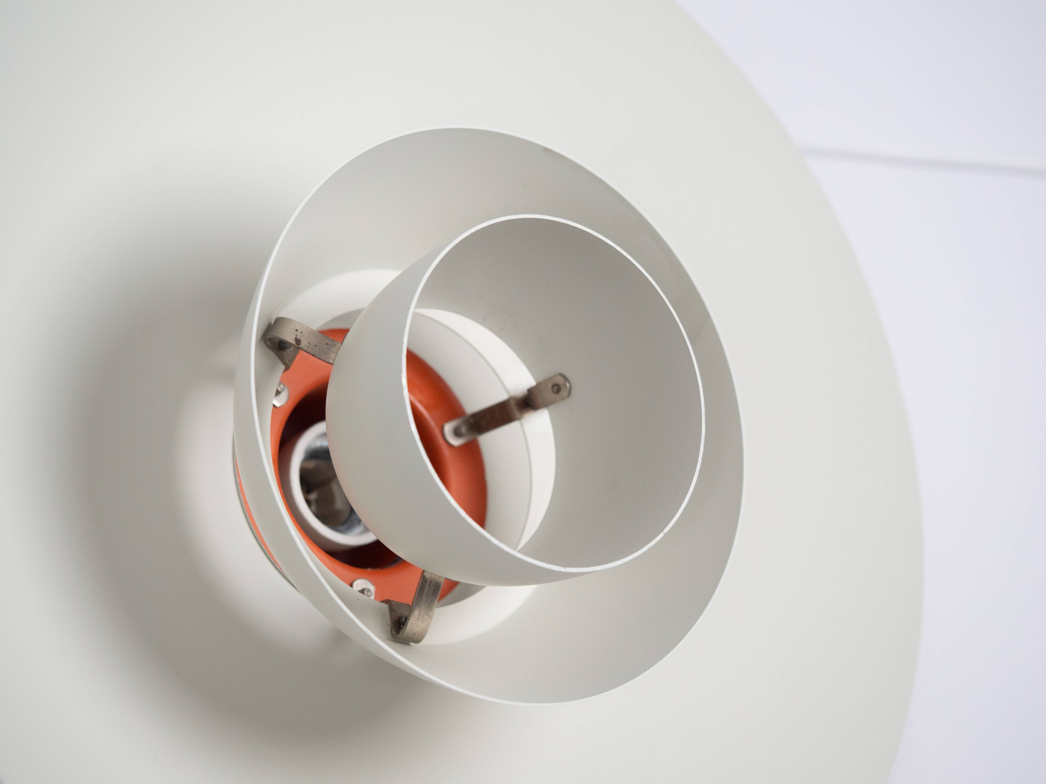 Pair of 2 Danish vintage pendant lamps by Poul Henningsen, Louis Poulsen, 1966