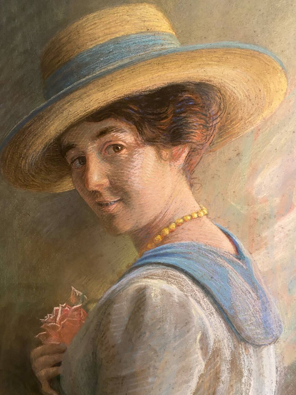 Signed portrait of a woman from 1918