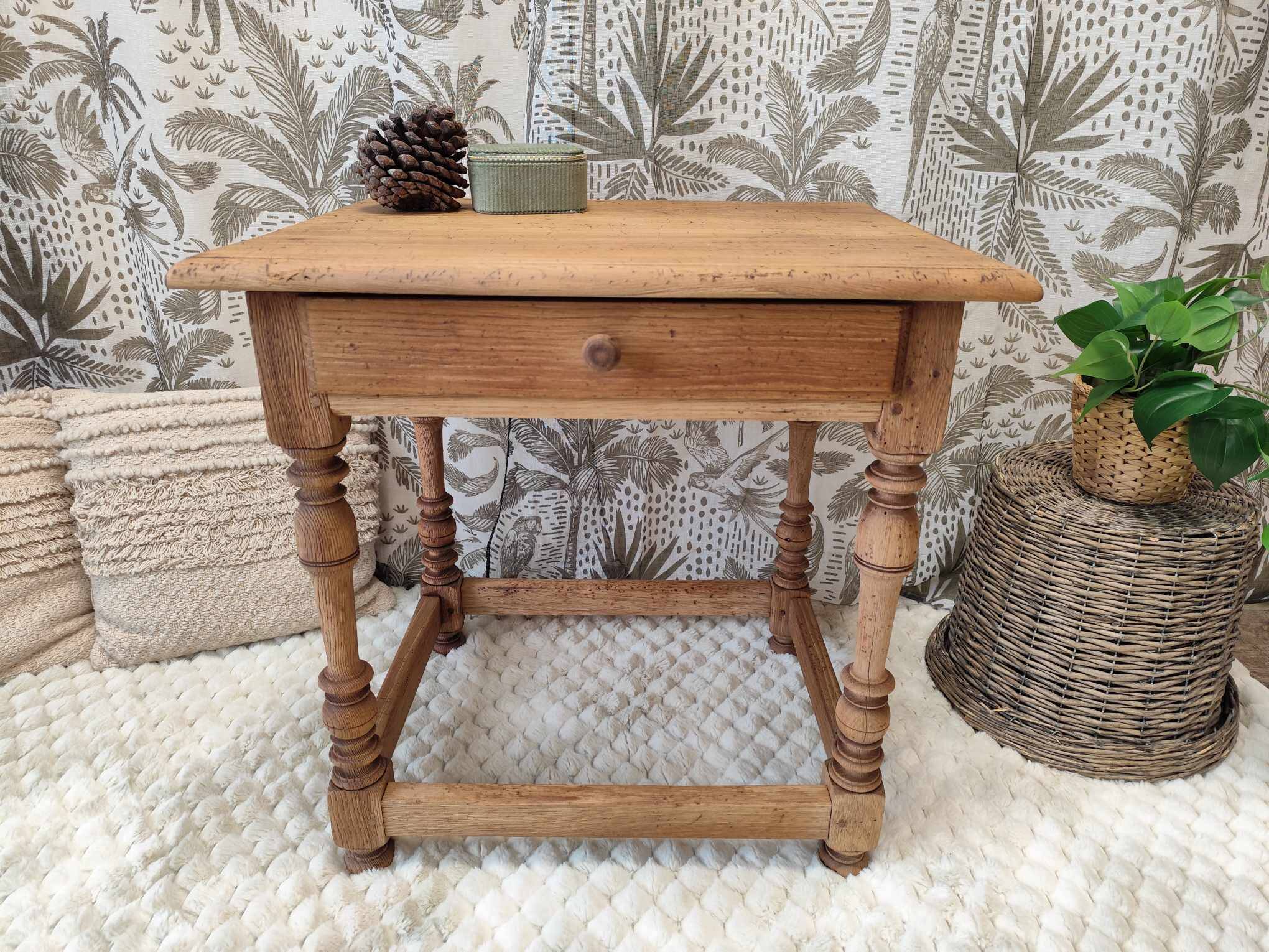 Table de chevet bois