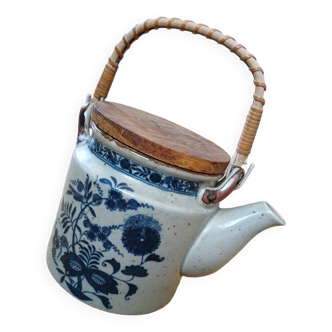 Stoneware teapot