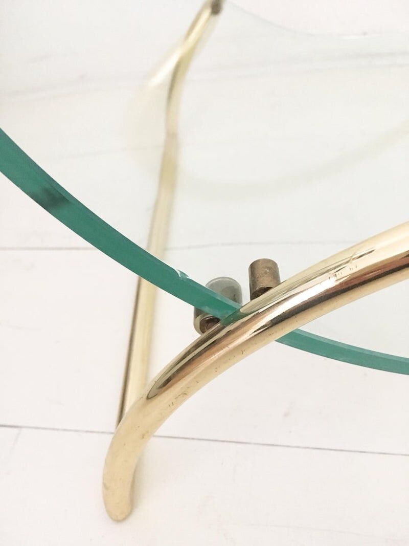 Galotti and radice exclusive Italian, brass and glass magazineholder, 1970s