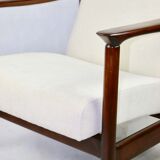 White GFM-142 Armchair