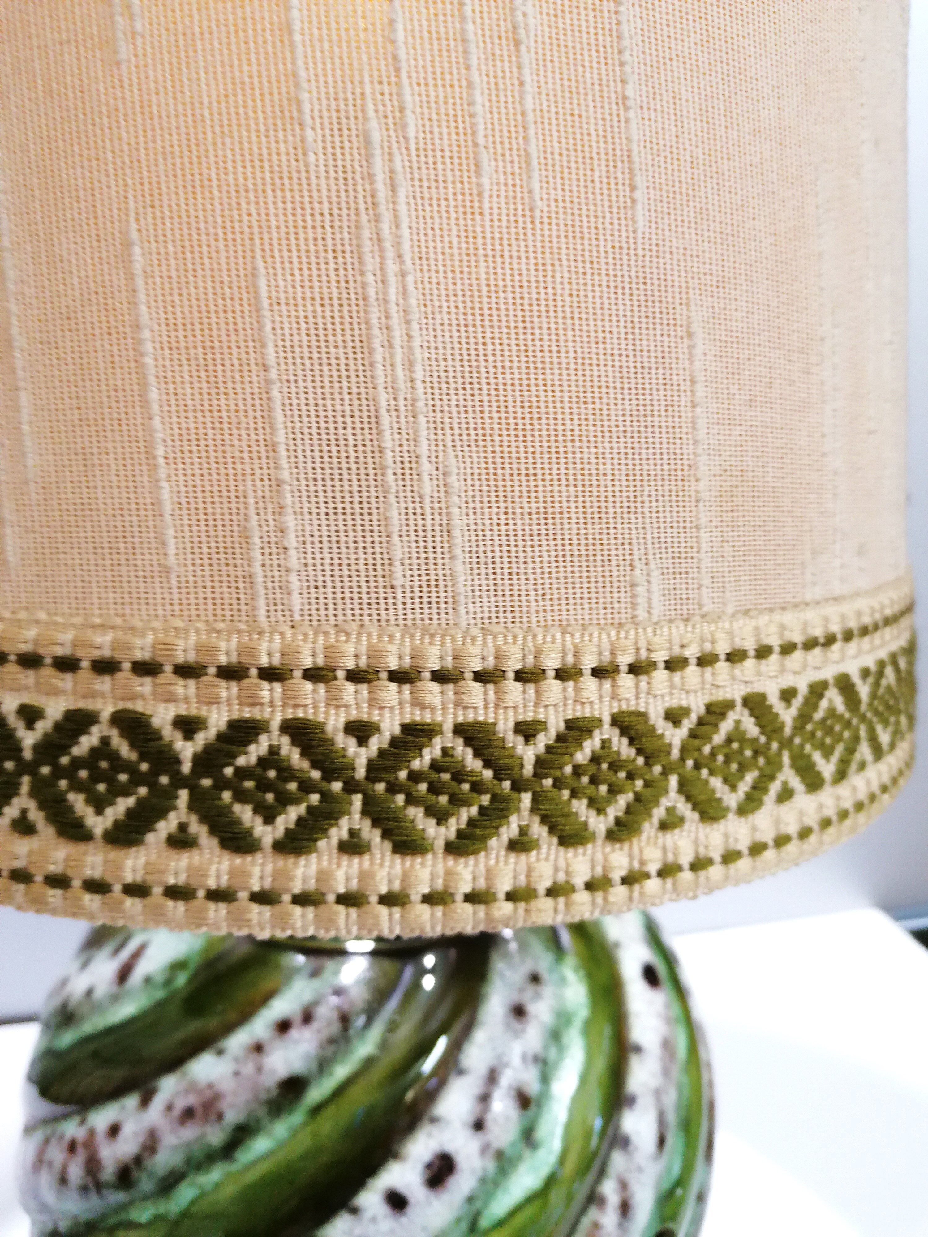 Vintage table lamp - openwork green ceramic - 60's