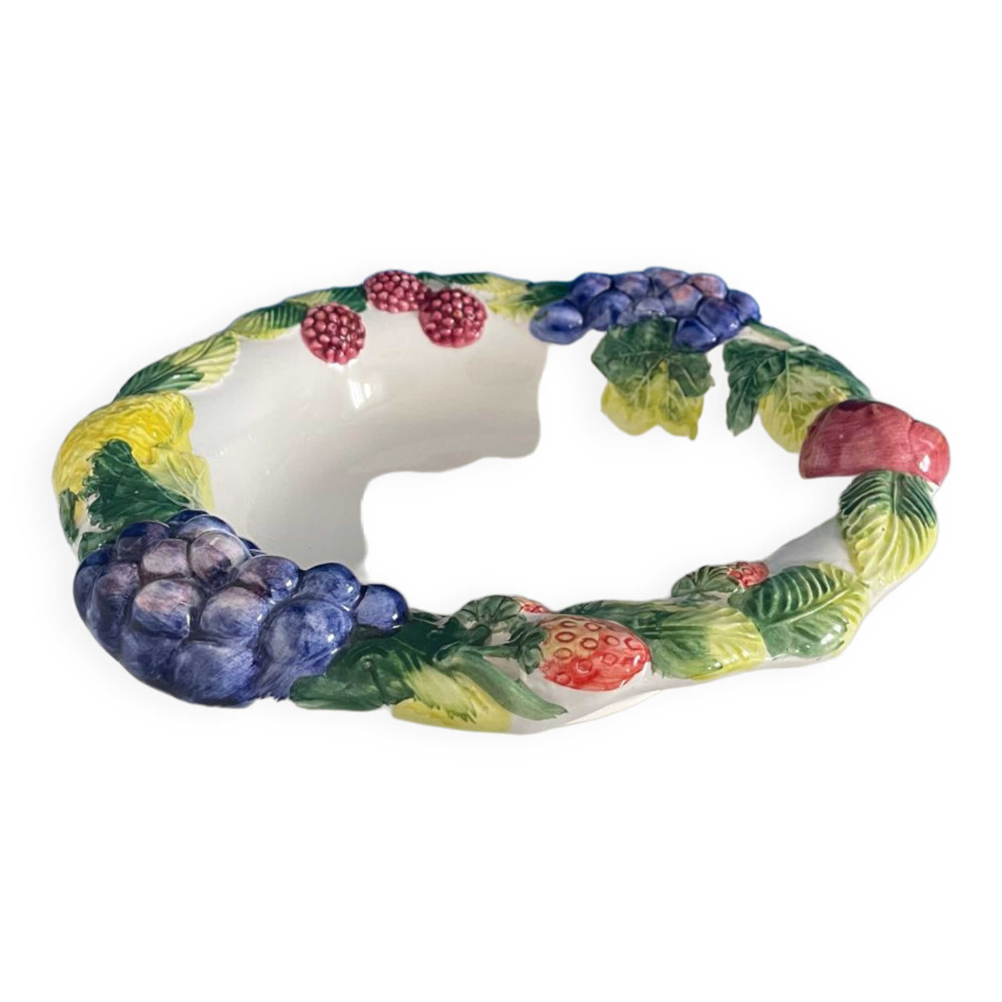 Fruit cup dish in slip