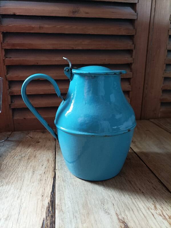 Broc Pitcher Metal Patinated Blue Enameled dpmc 0923214