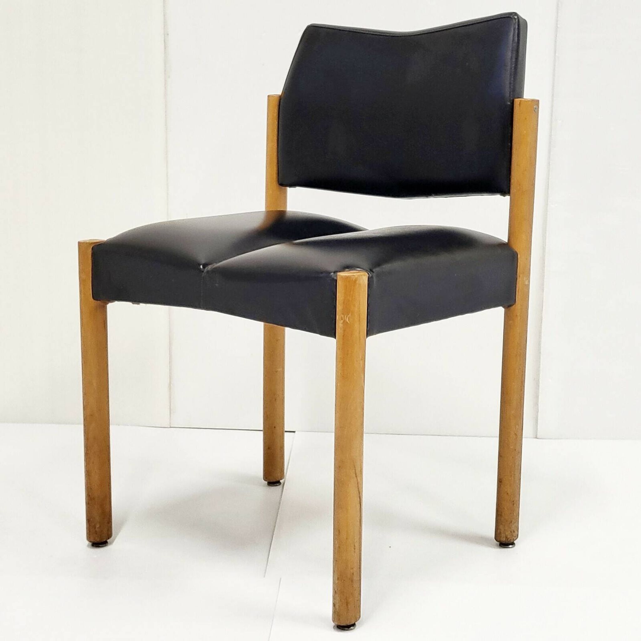 Pierre guariche: vintage 1970 chairs in black skai & beech 70s 19