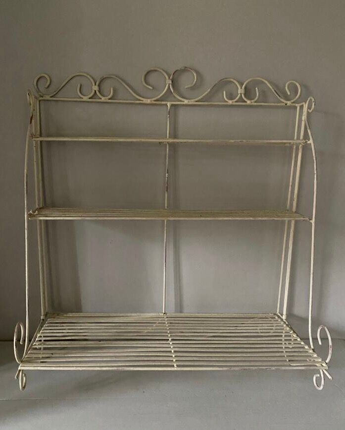 Kitchen shelf, three trays