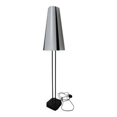 Lampadaire Ikea modèle Vistofta
