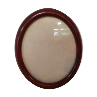 Oval frame