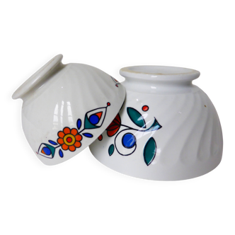 2 vintage Art Deco bowls 210104