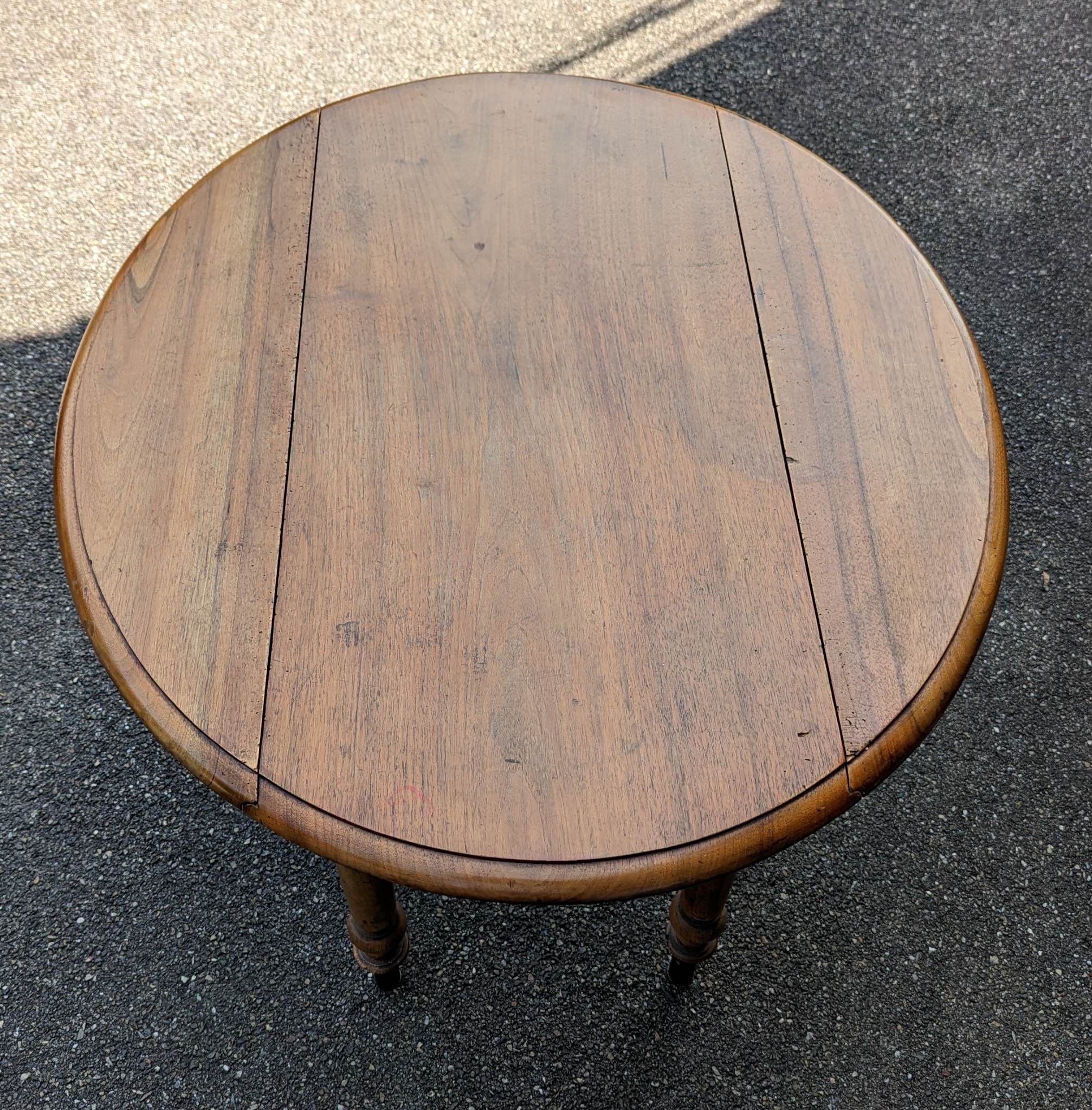 Louis Philippe oval table with flaps