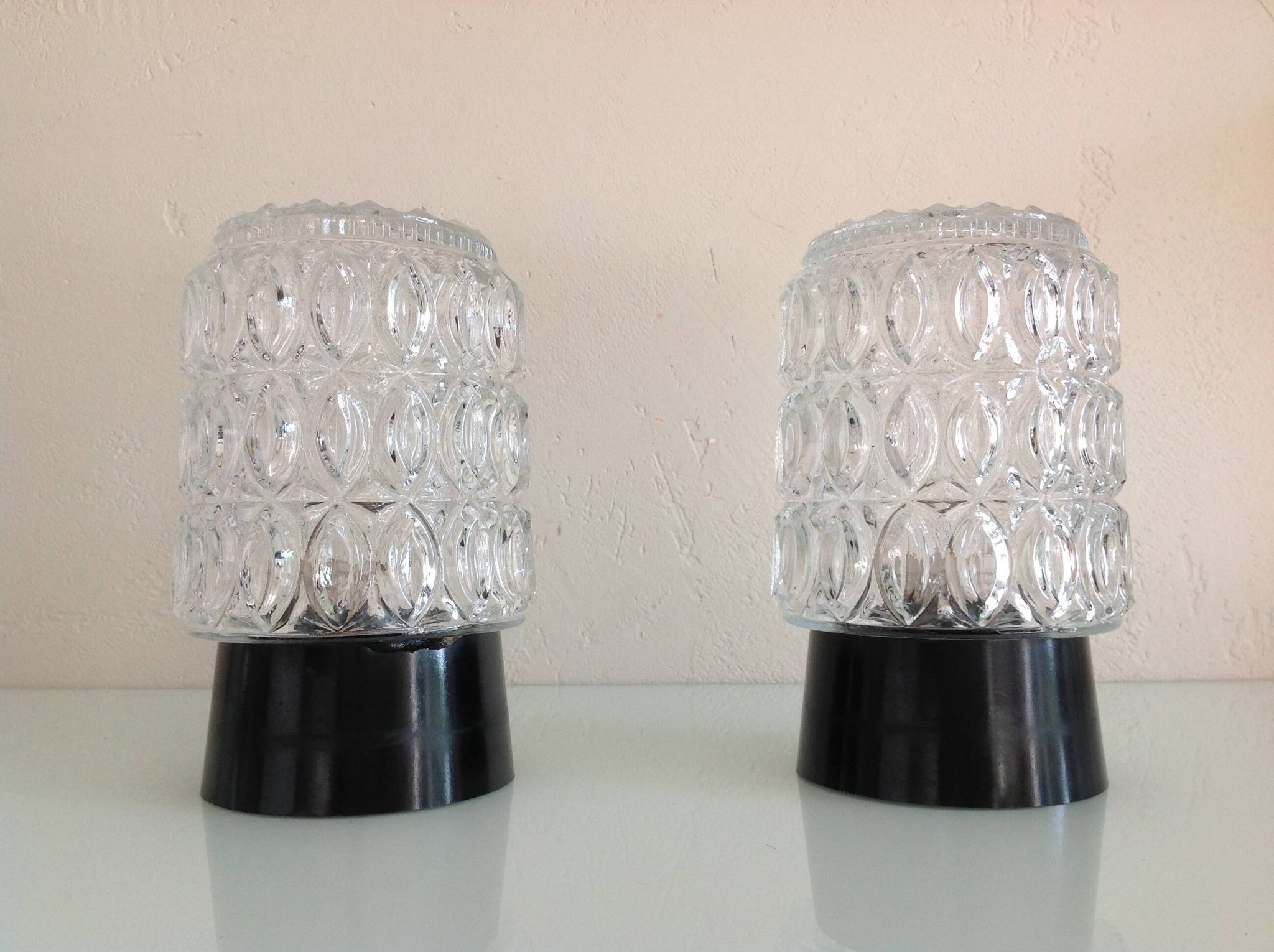 Paire de plafonniers cylindriques  en verre structuré / vintage années 60-70