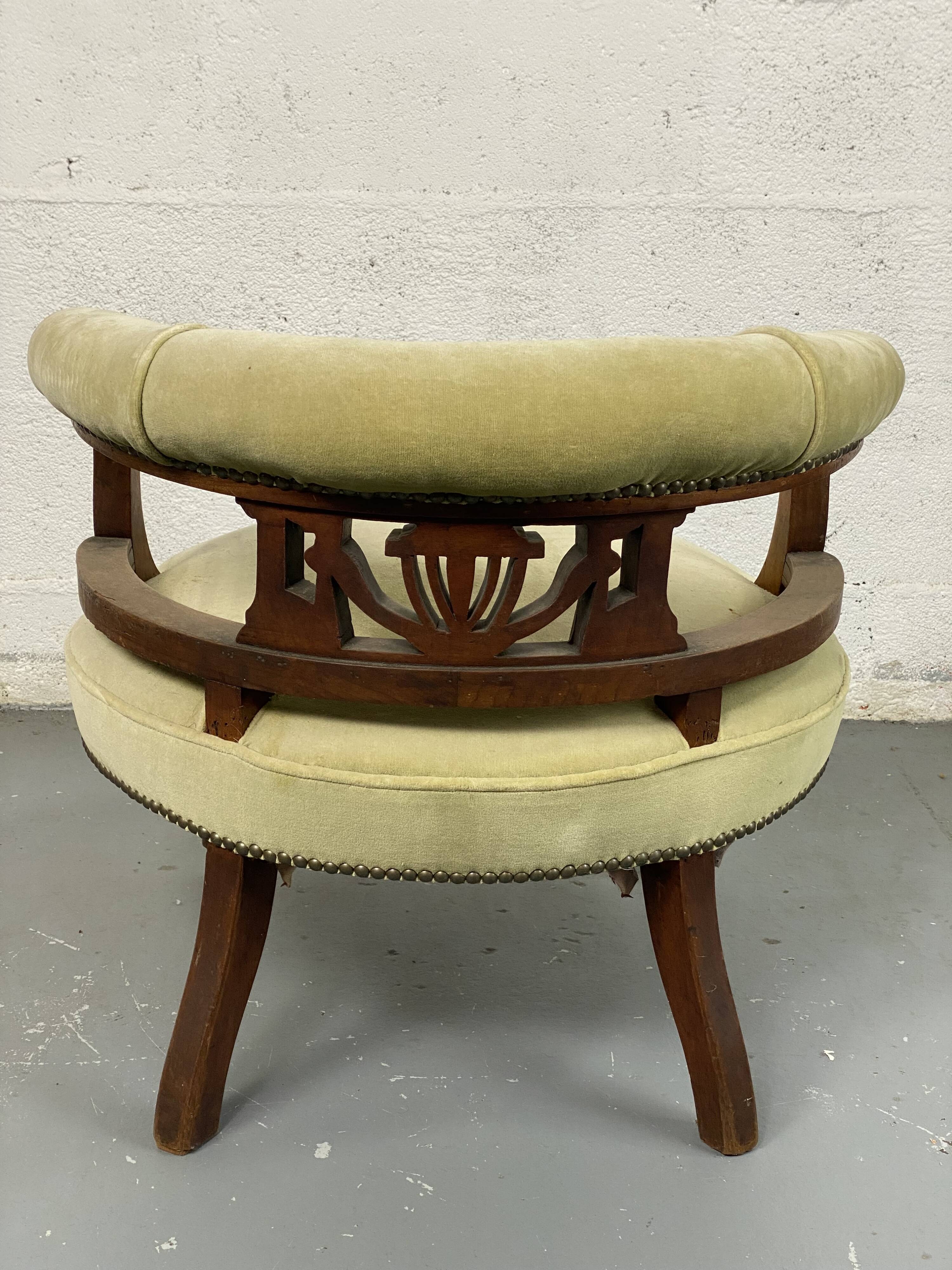 Fauteuil empire velours vert ancien