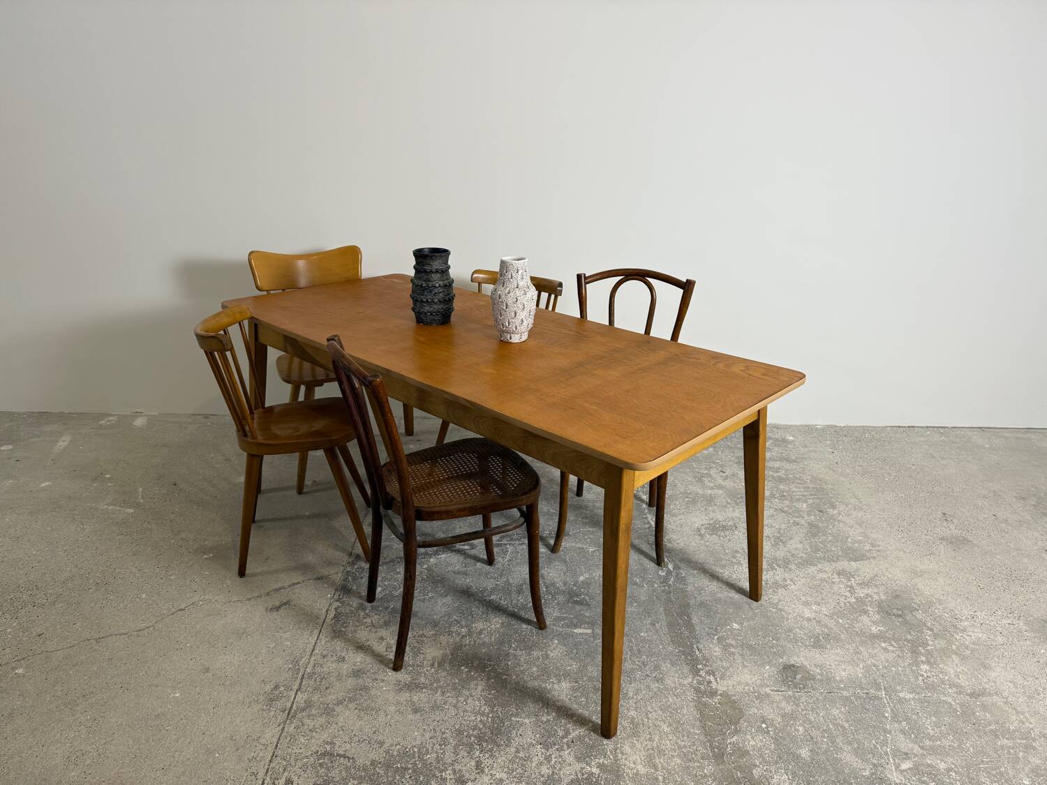 Vintage dining table – tapered legs – 1950s-1960s