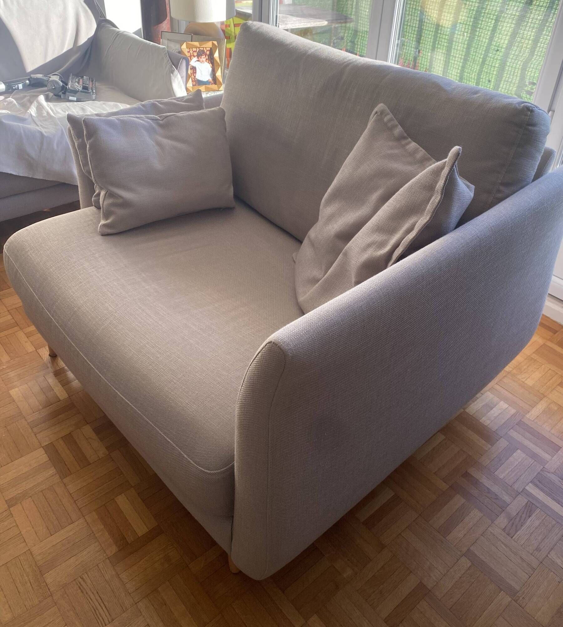 Two-seater sofa
