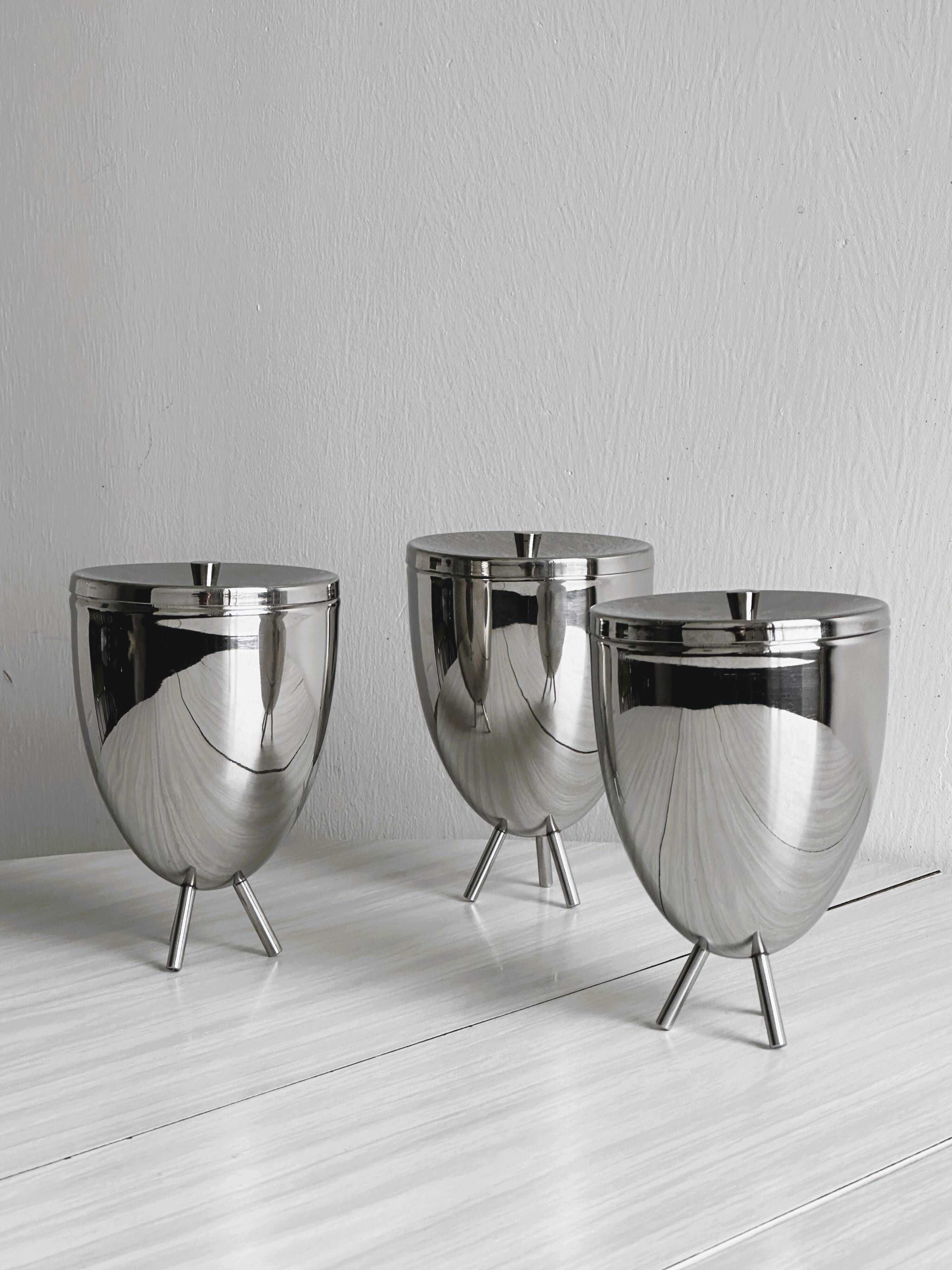 3 silver metal condiment pots