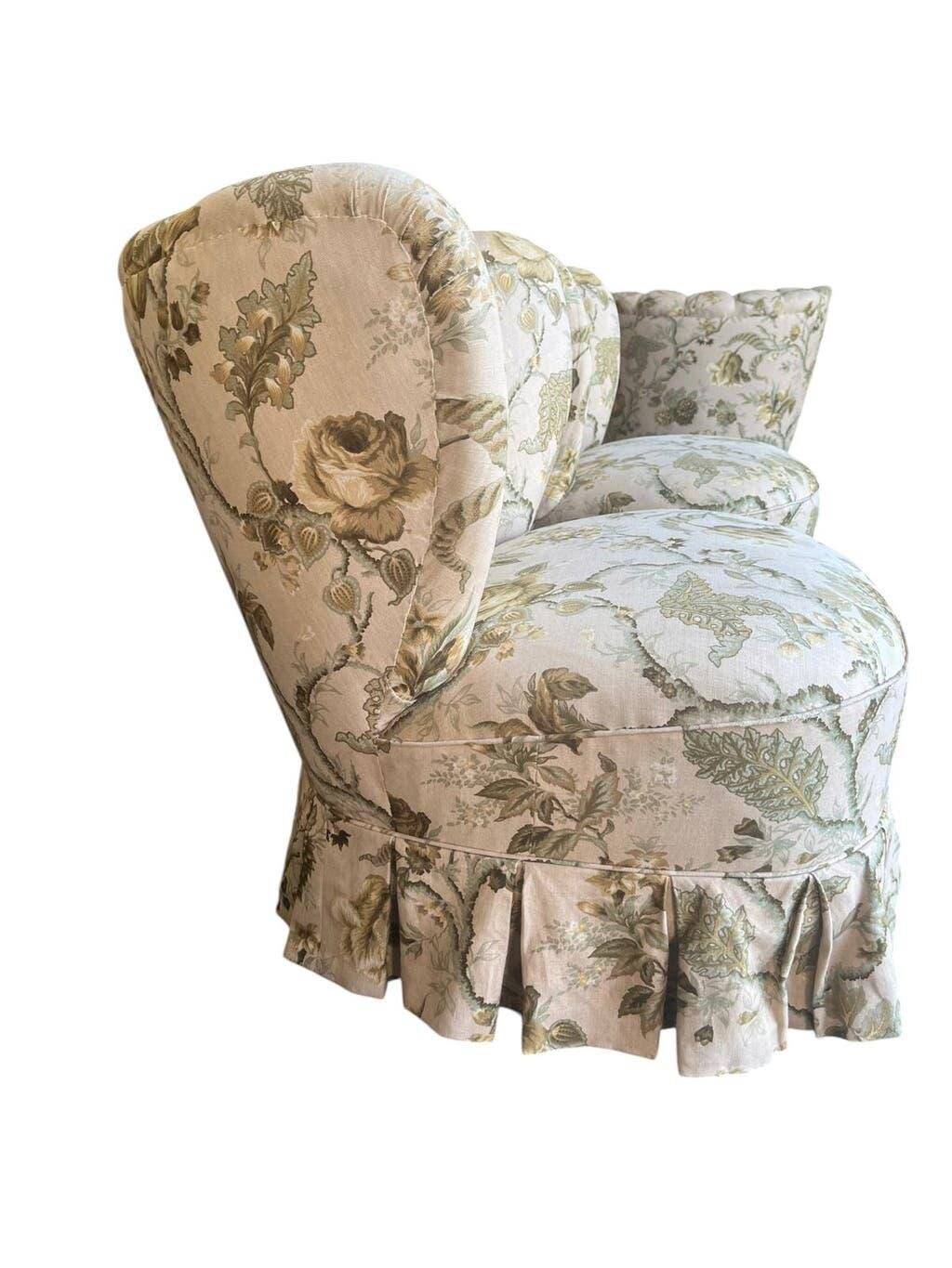 Set of 2 vintage floral patterned cocktail chairs.