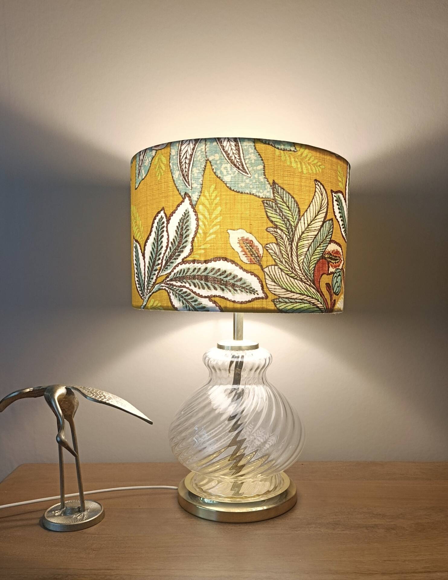 Hollywood Regency style lamp | Chic printed botanical lampshade