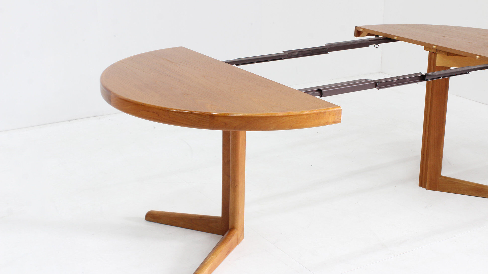 Vintage Danish round extendable dining table teak by Bramin 1960s