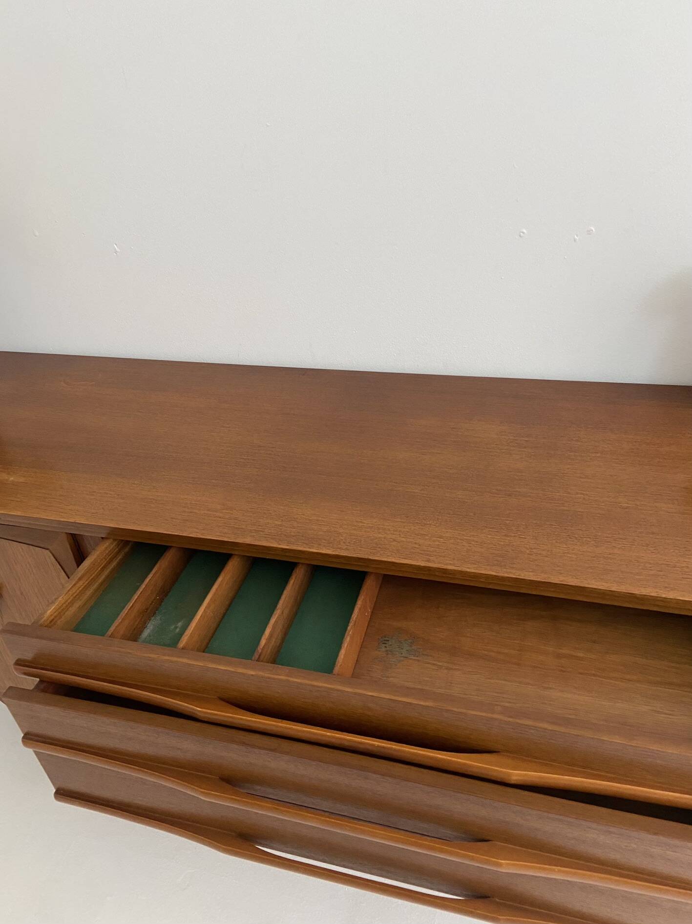 large enfilade by beautility