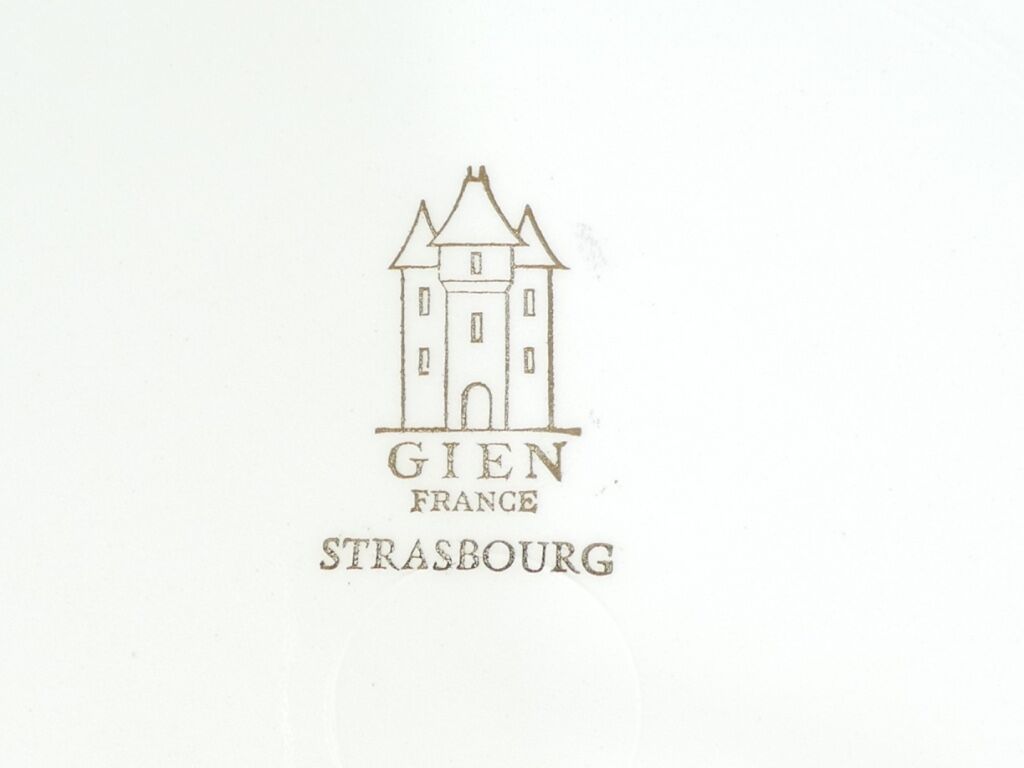 GIEN model STRASBOURG red pink round dish