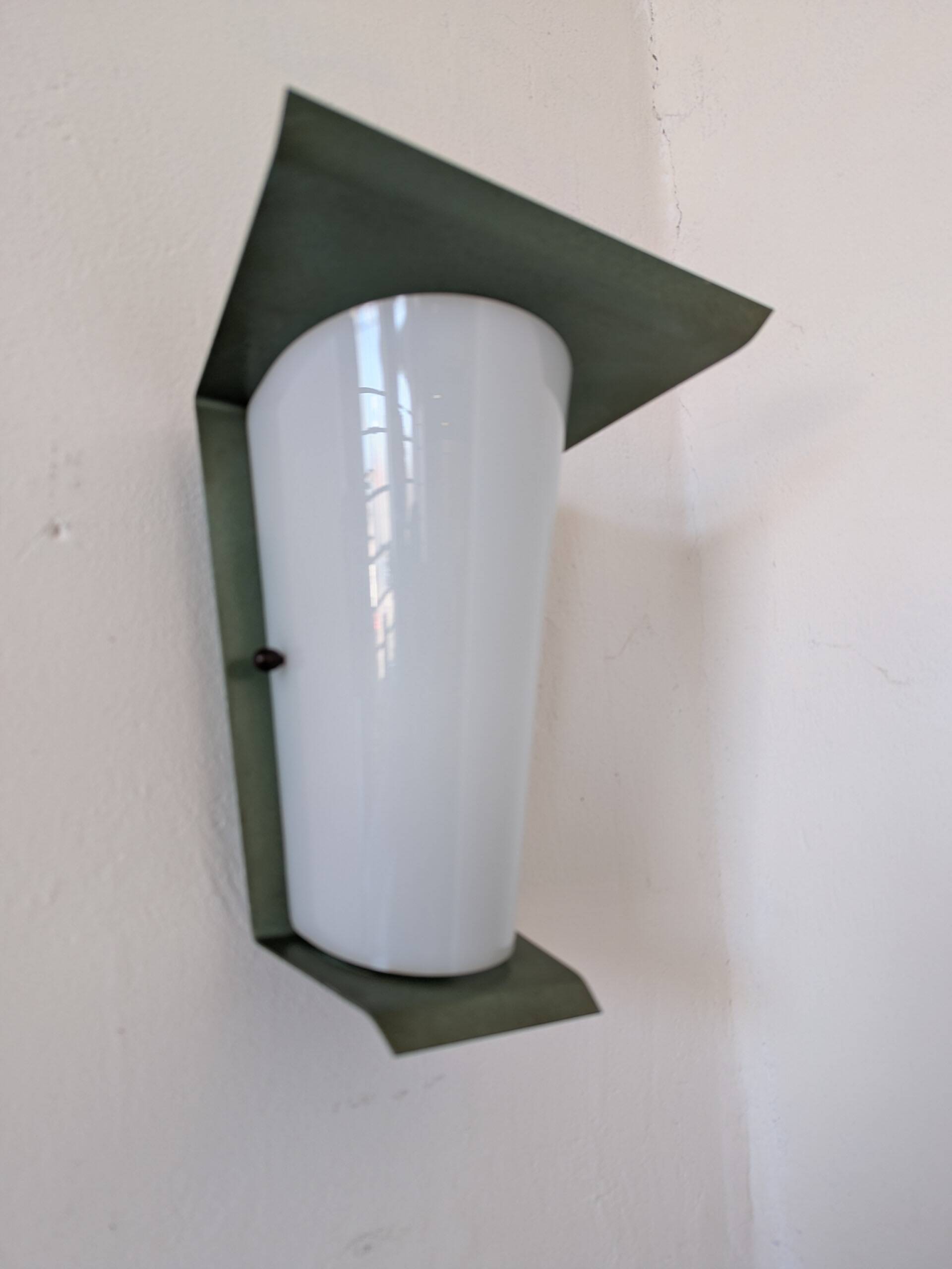 Pair of wall lights from the 50s/60s, metal and perspex.