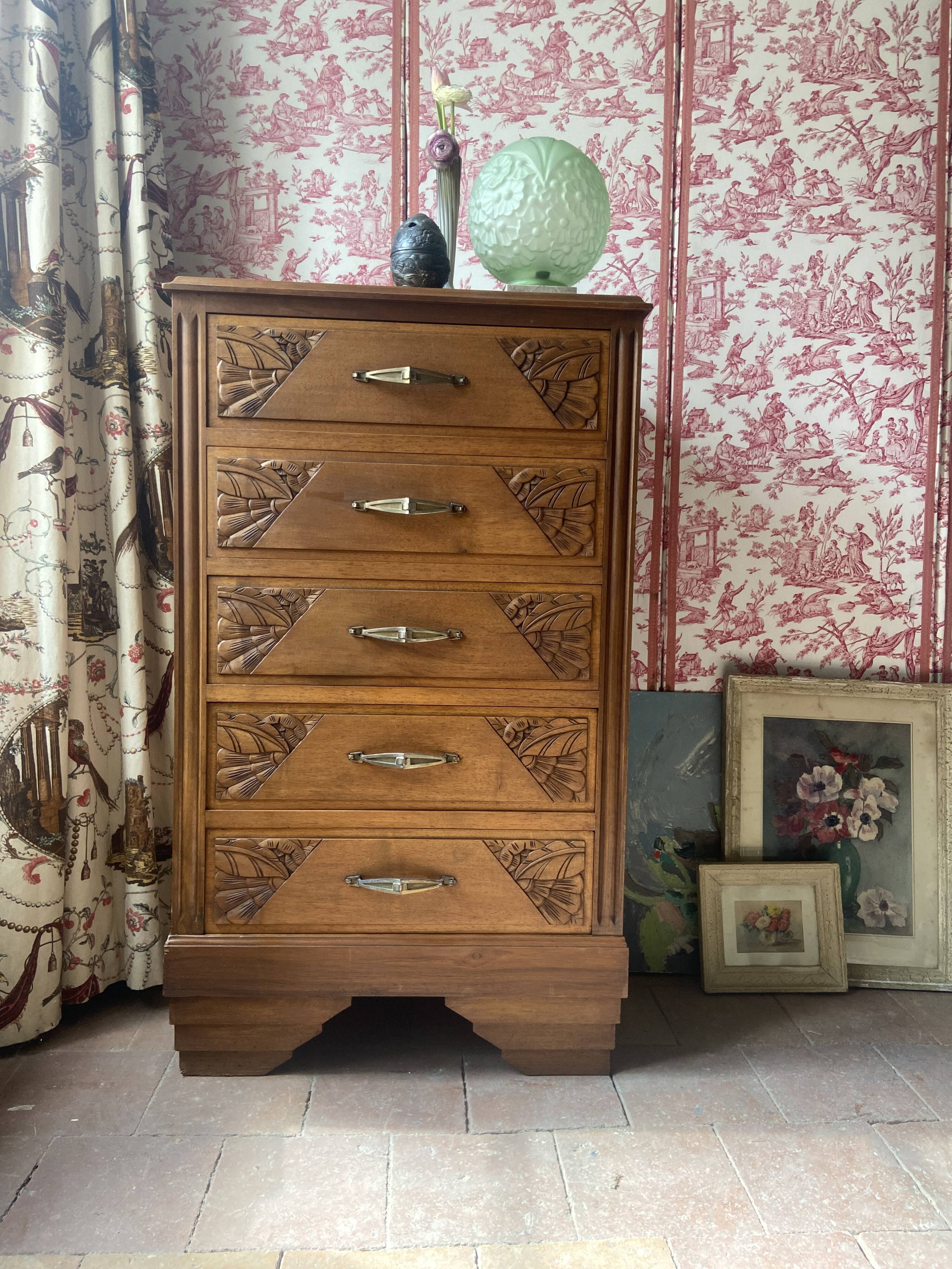 Commode semainier old era Art Deco in Walnut renovated
