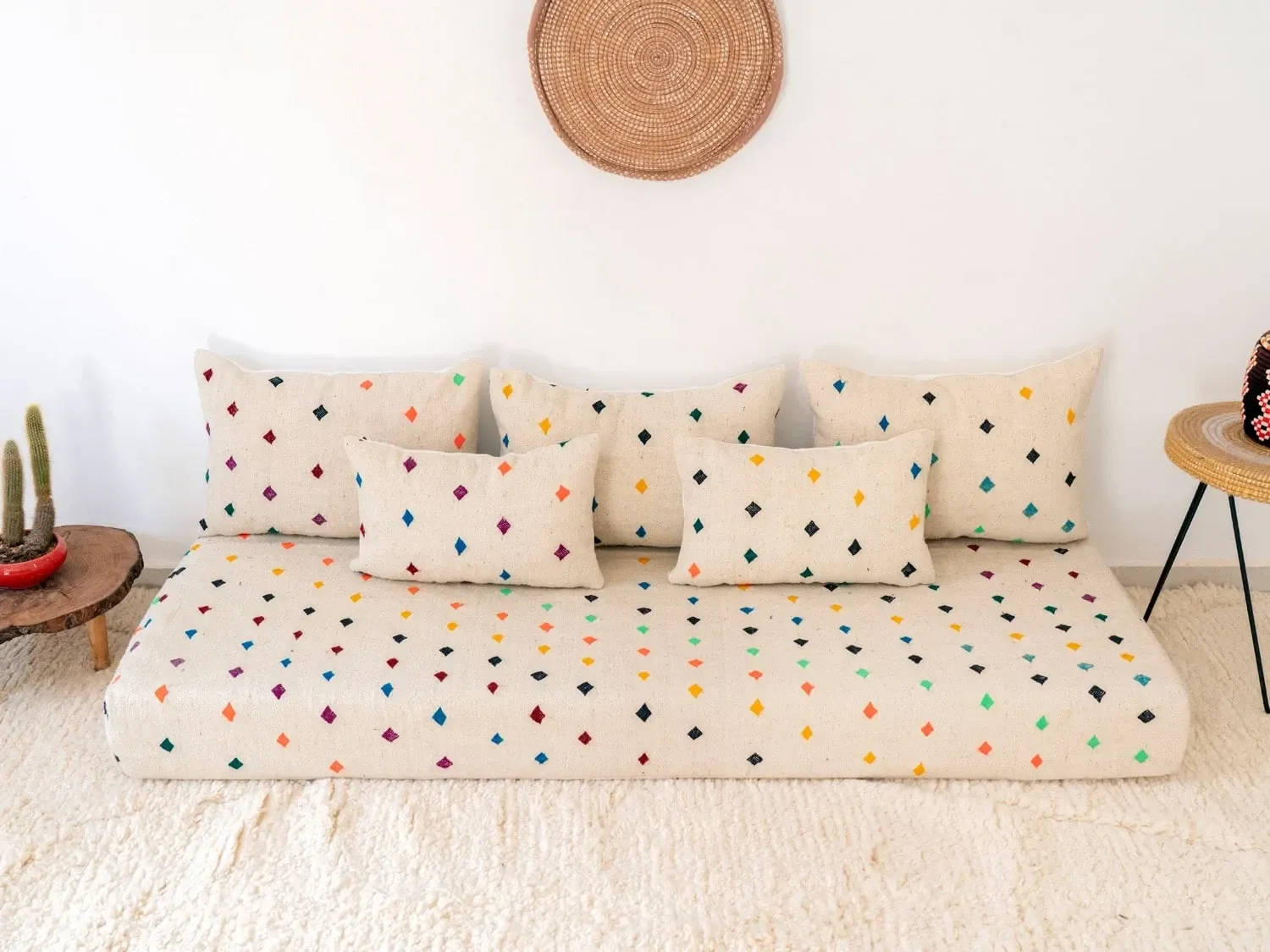 Modern sofa 180 cm // 6 feet