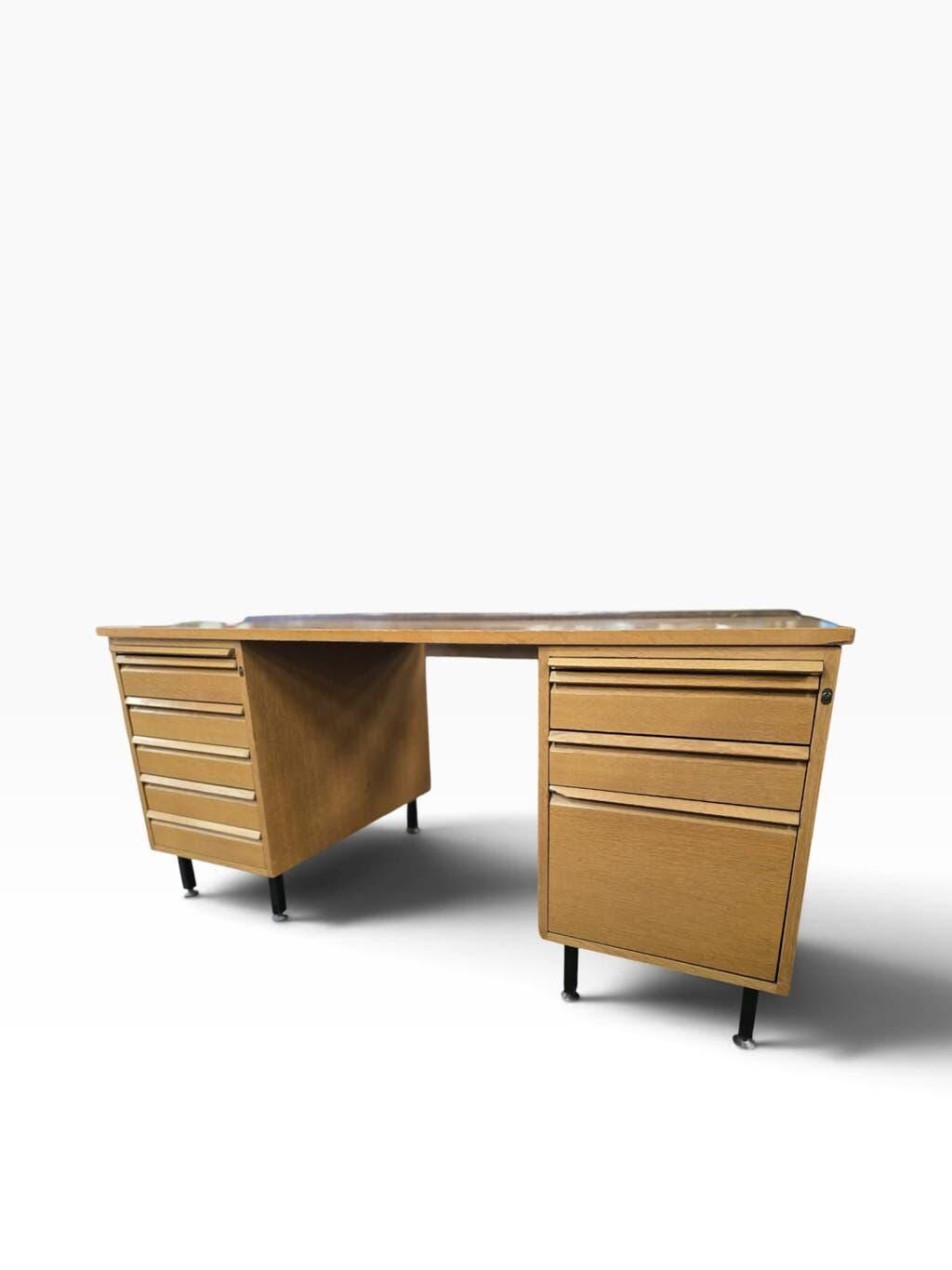 Vintage wooden desk Ekaa
